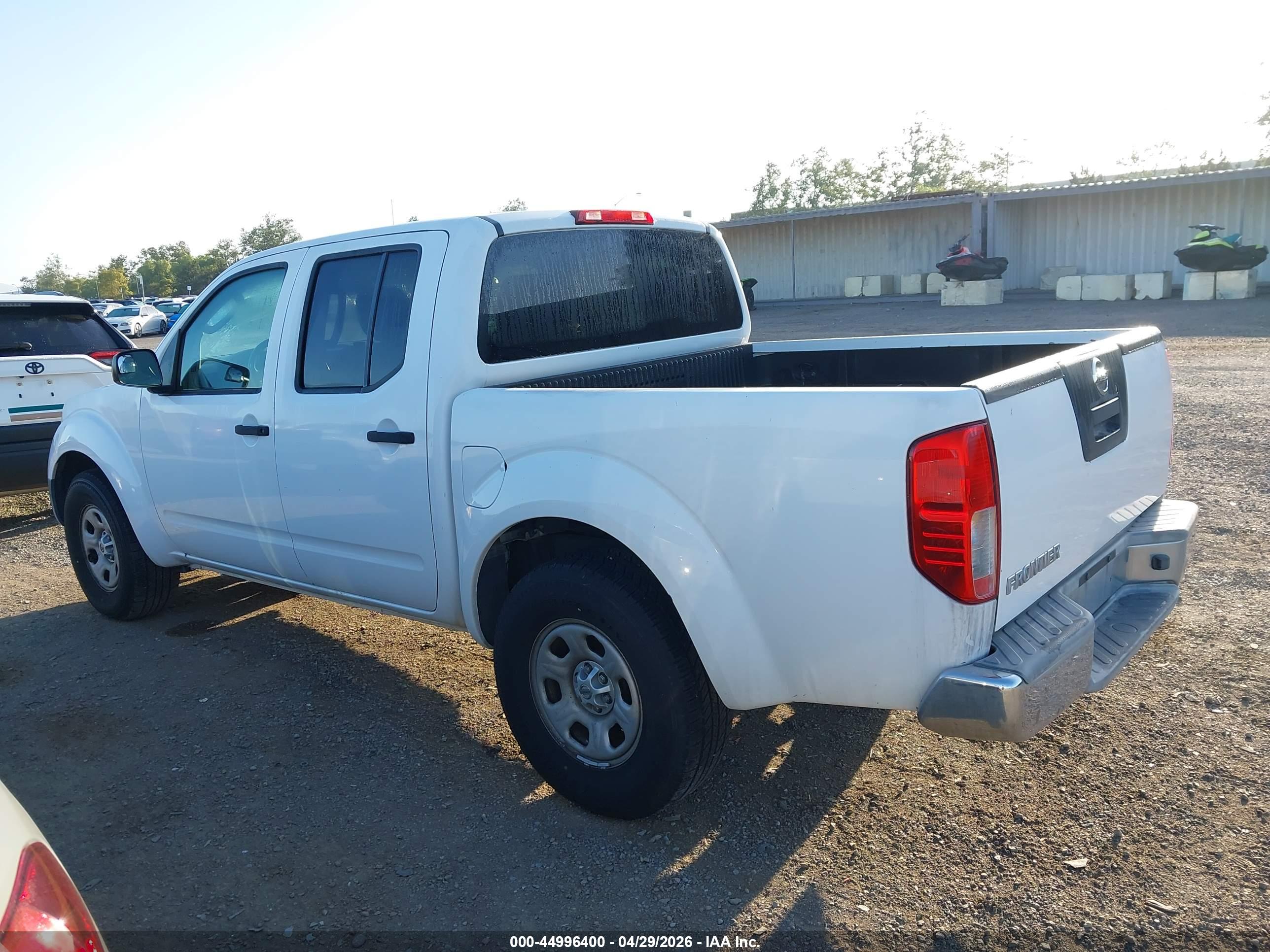 NISSAN FRONTIER image 3