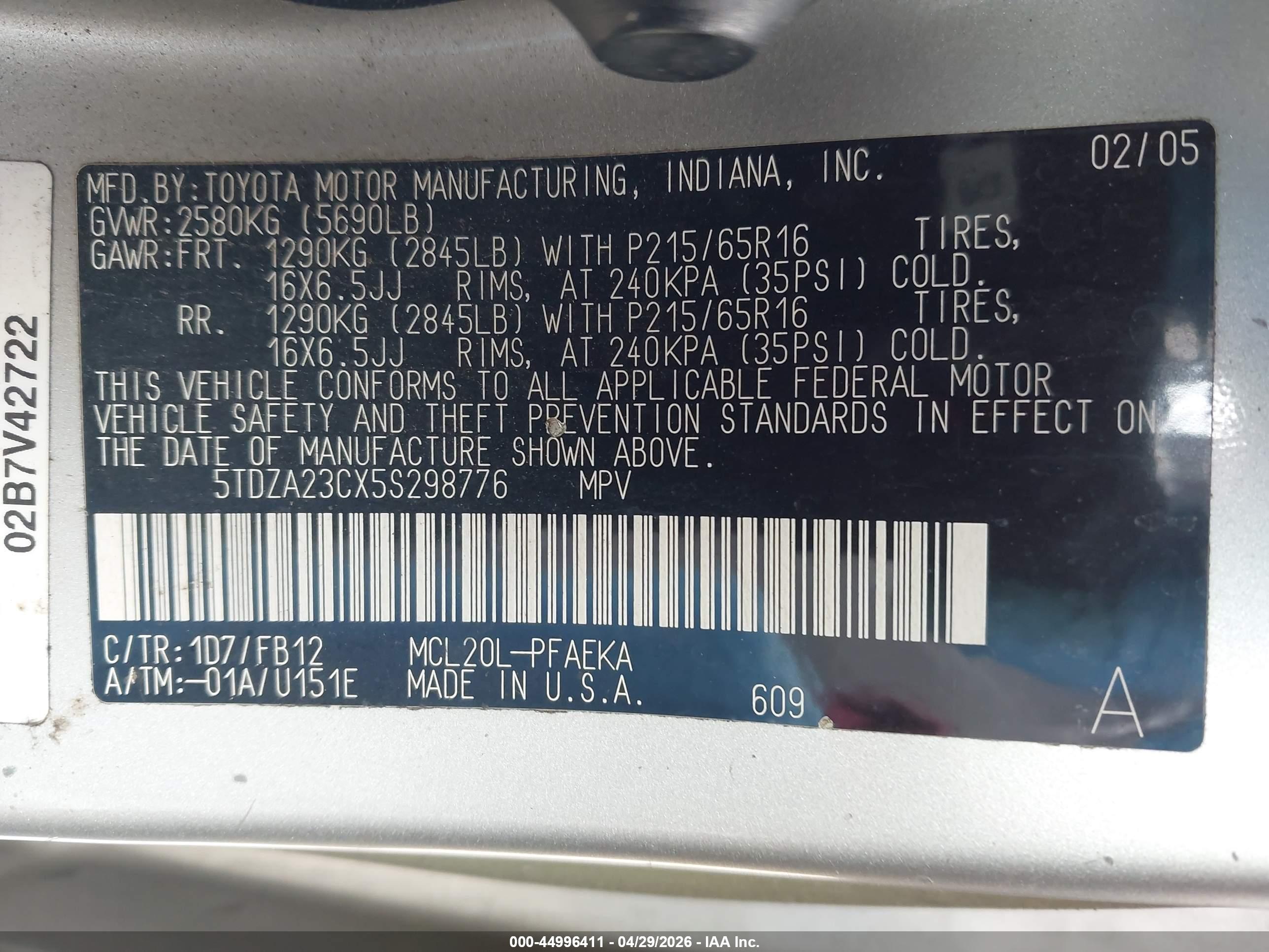 TOYOTA SIENNA image 9