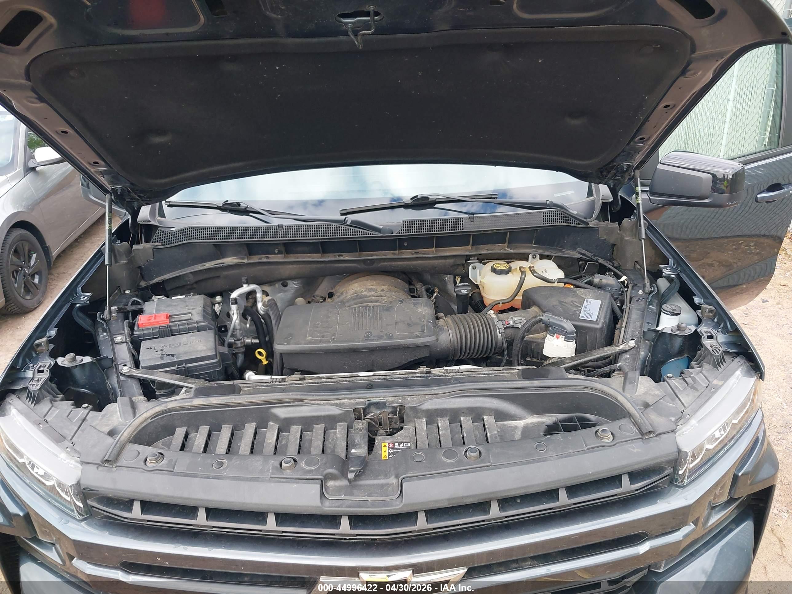 CHEVROLET SILVERADO image 10