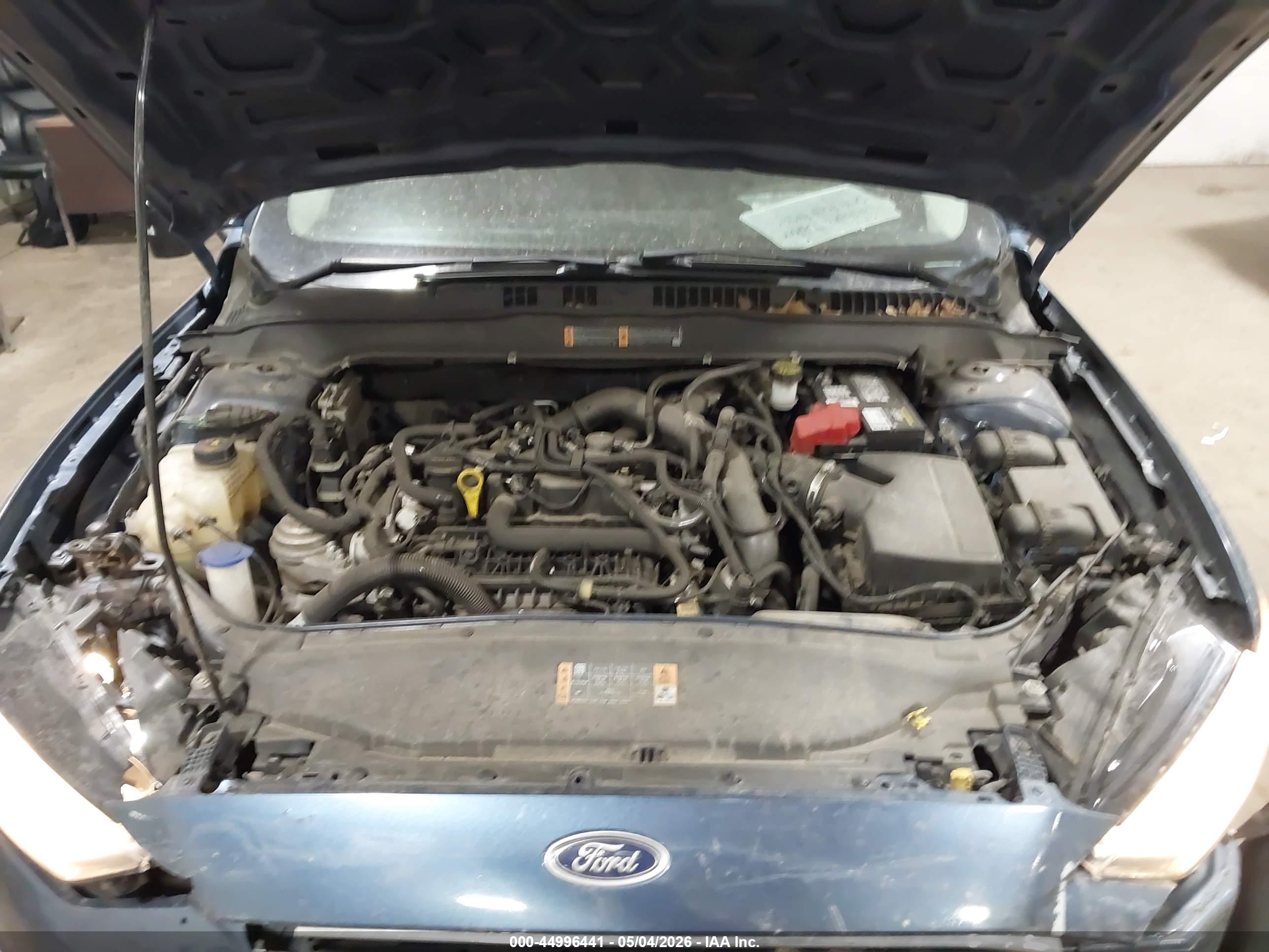 FORD FUSION image 10