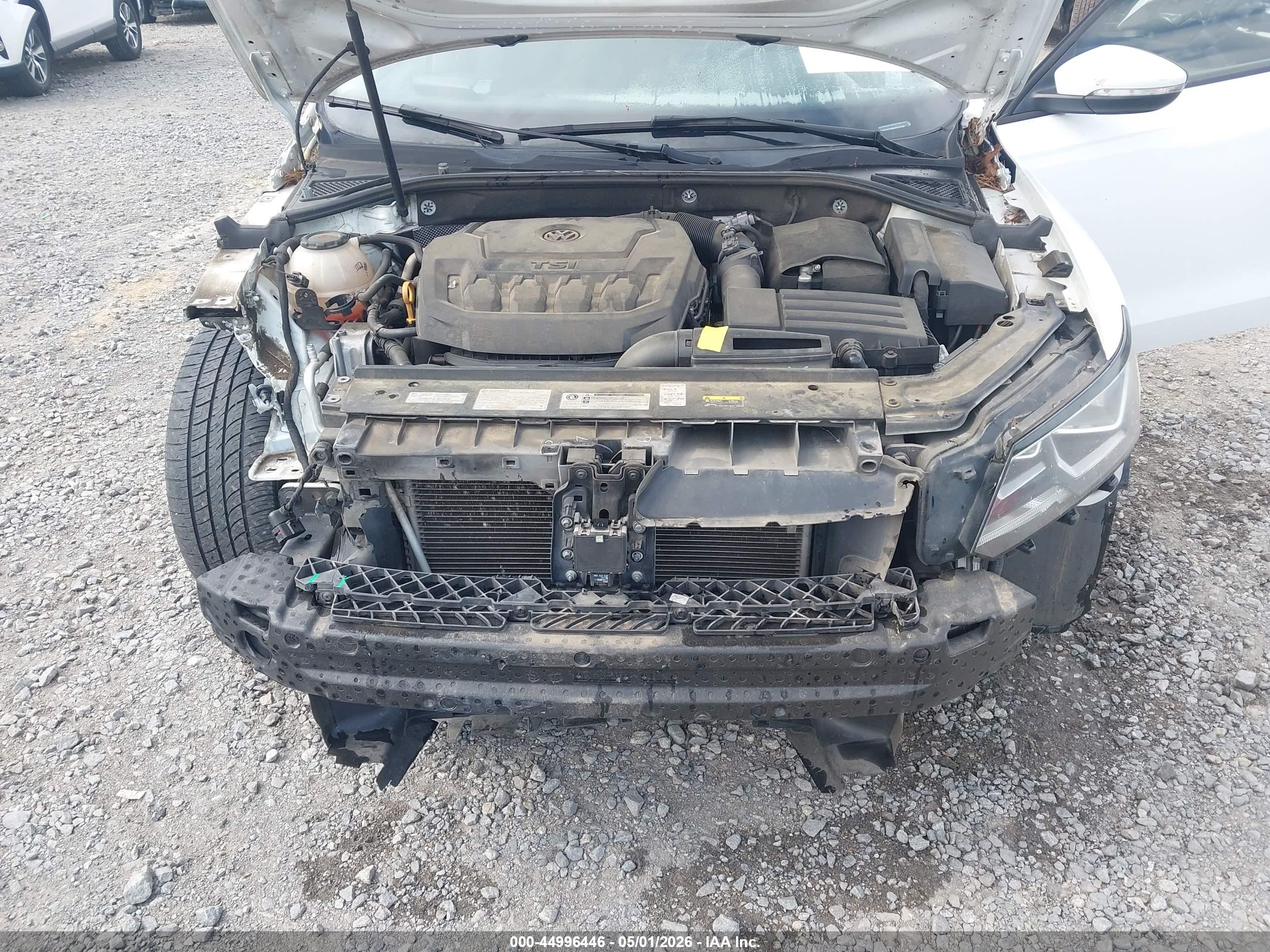 VOLKSWAGEN PASSAT image 10