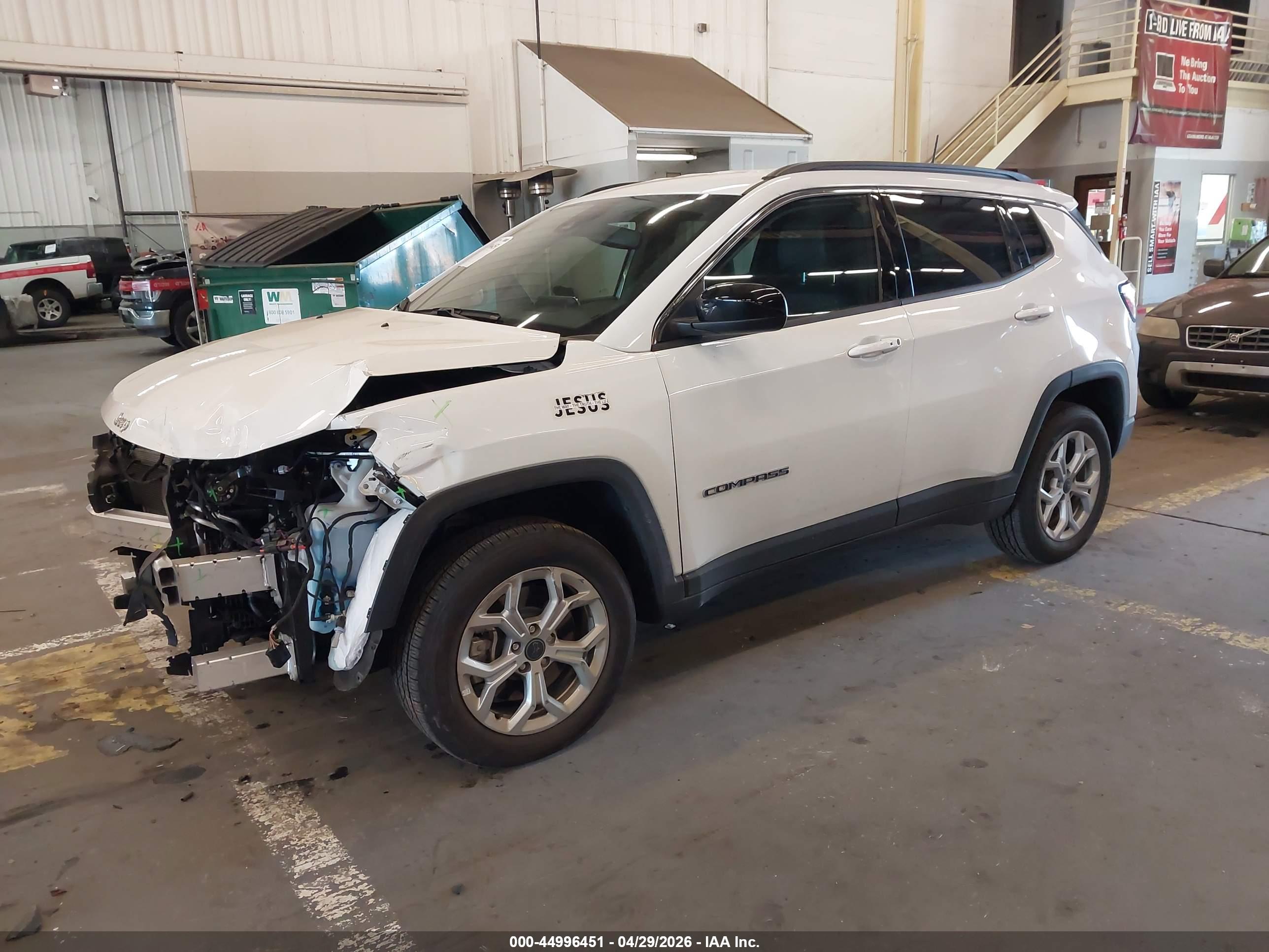 JEEP COMPASS image 2