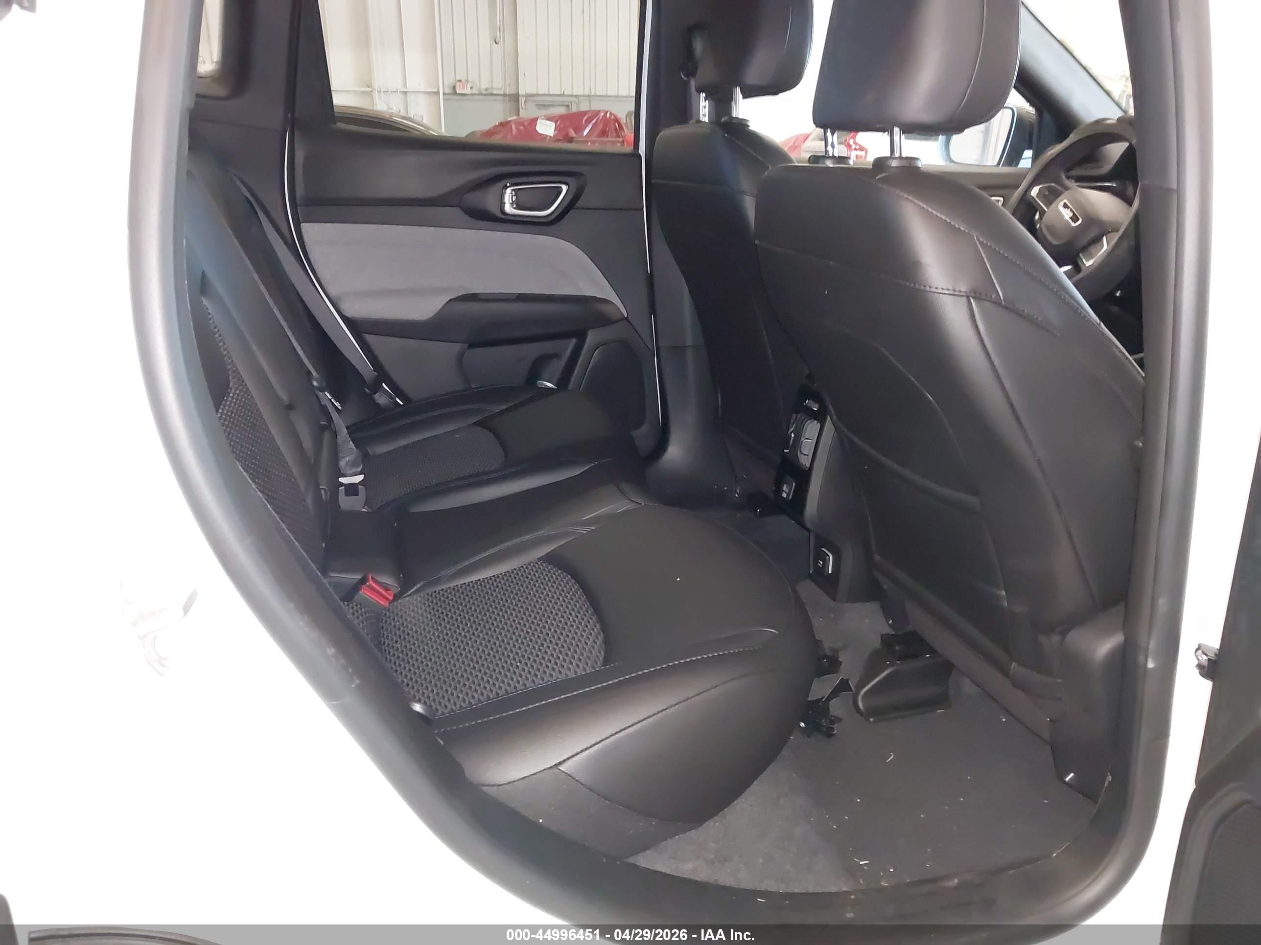 JEEP COMPASS image 8