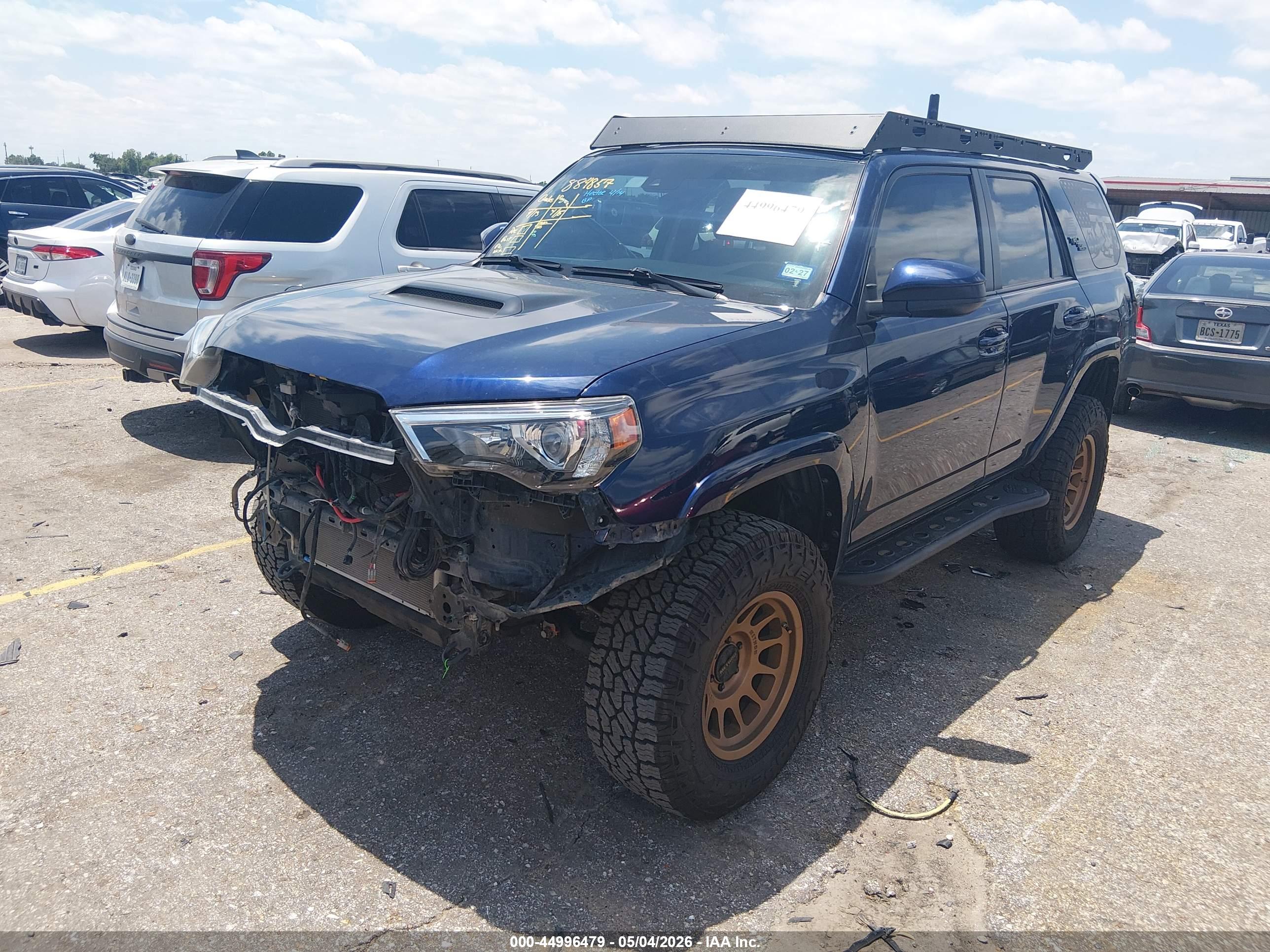 TOYOTA 4RUNNER image 2