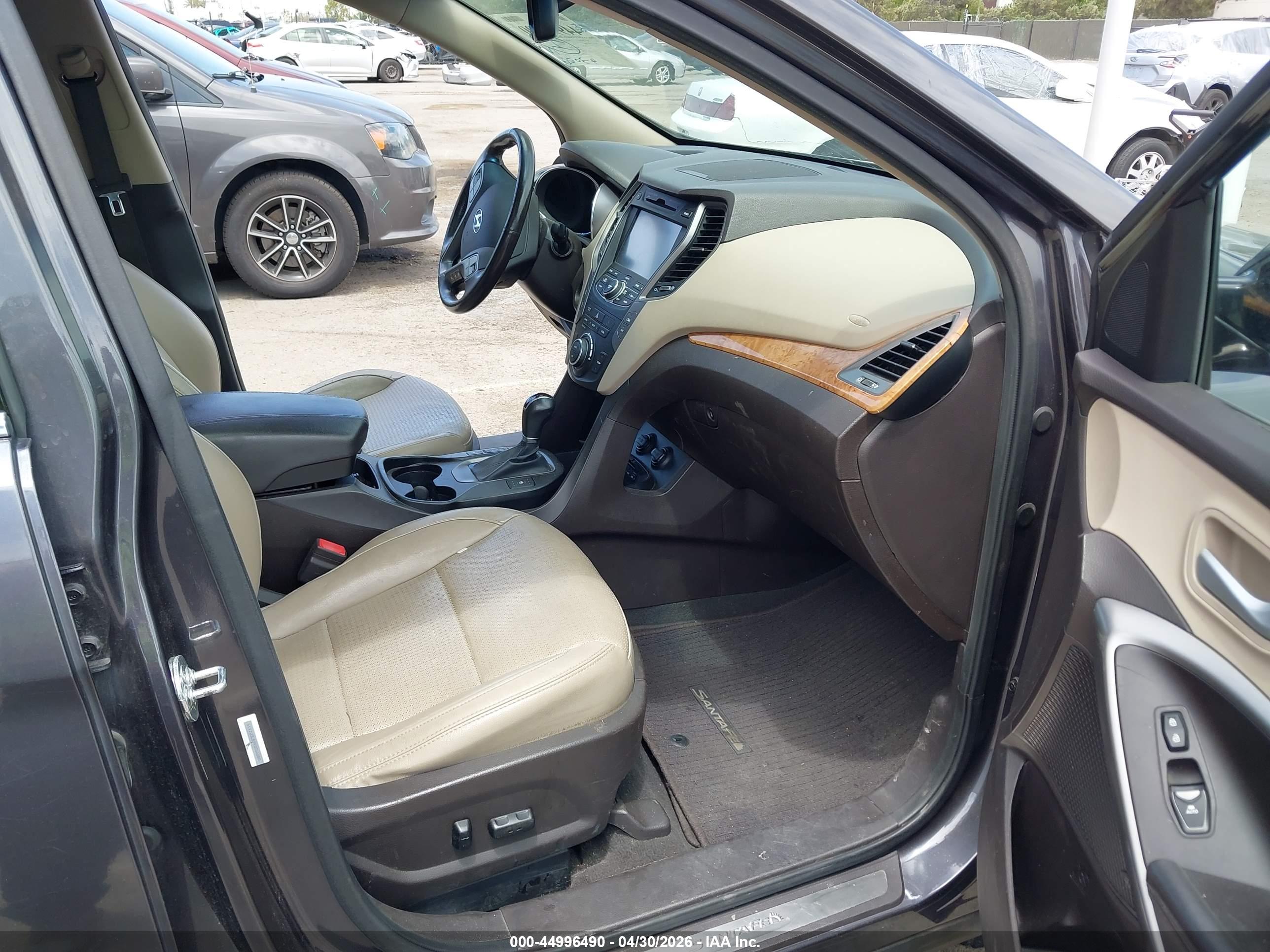 HYUNDAI SANTA image 5