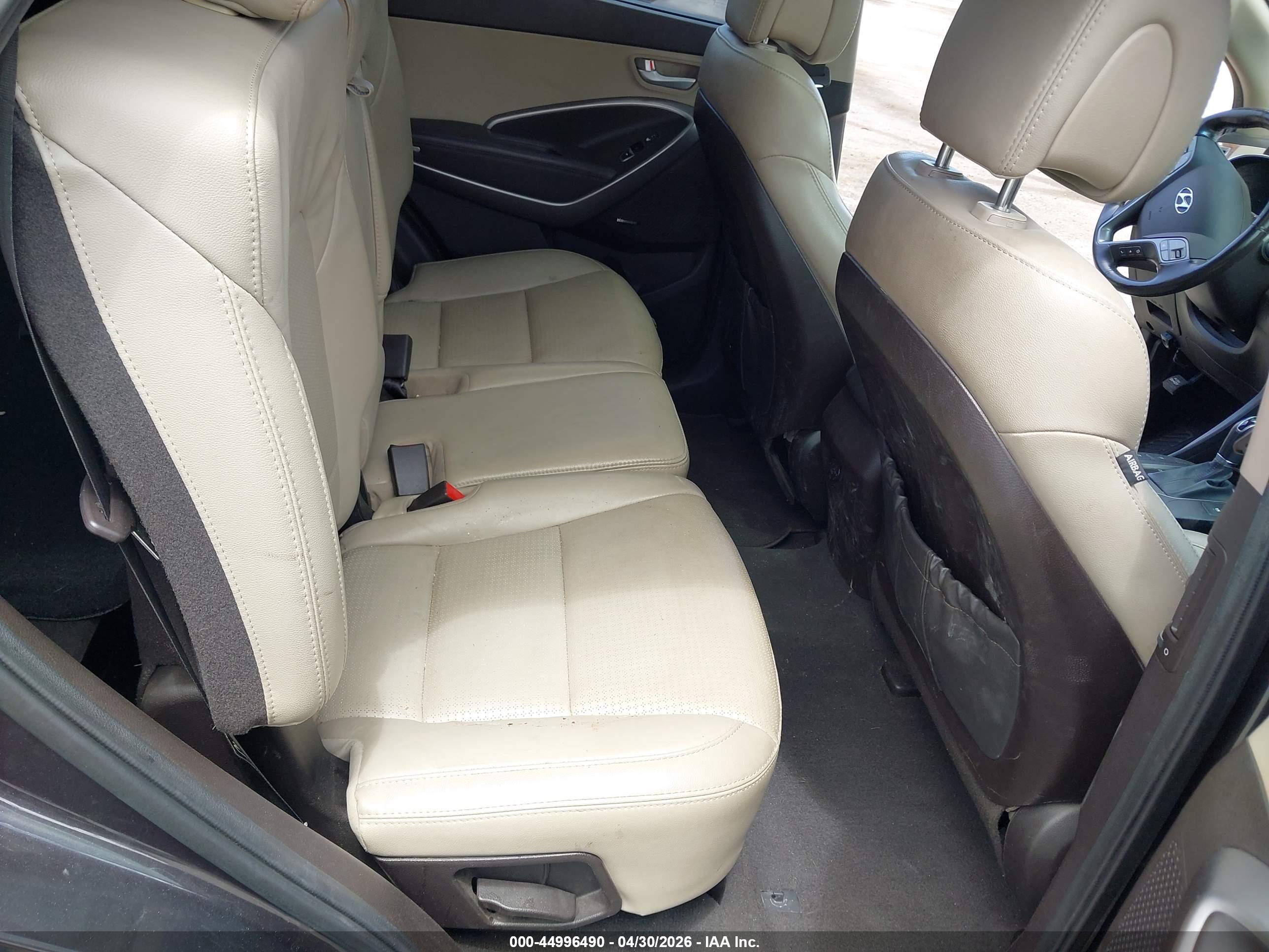 HYUNDAI SANTA image 8