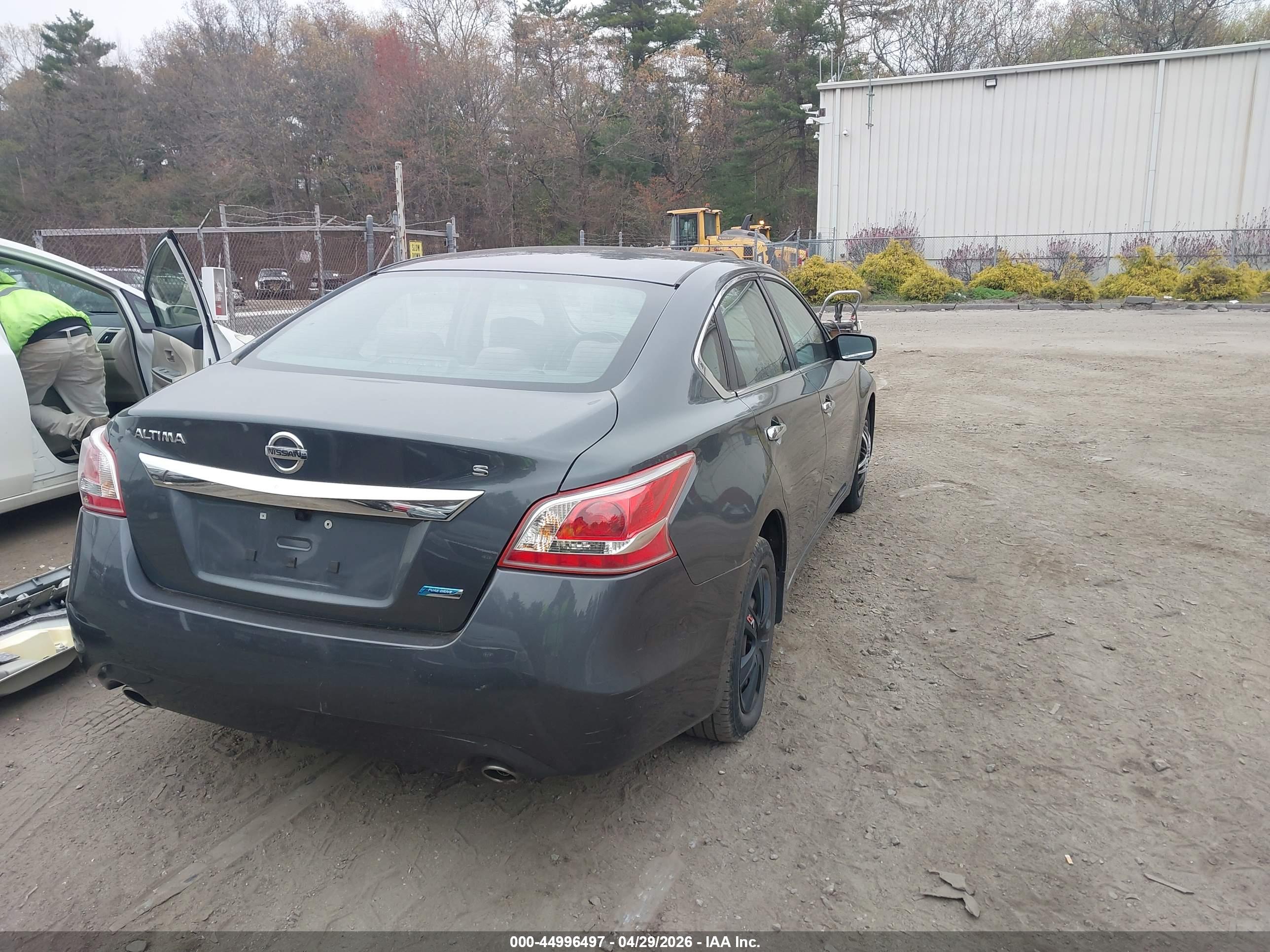 NISSAN ALTIMA image 4