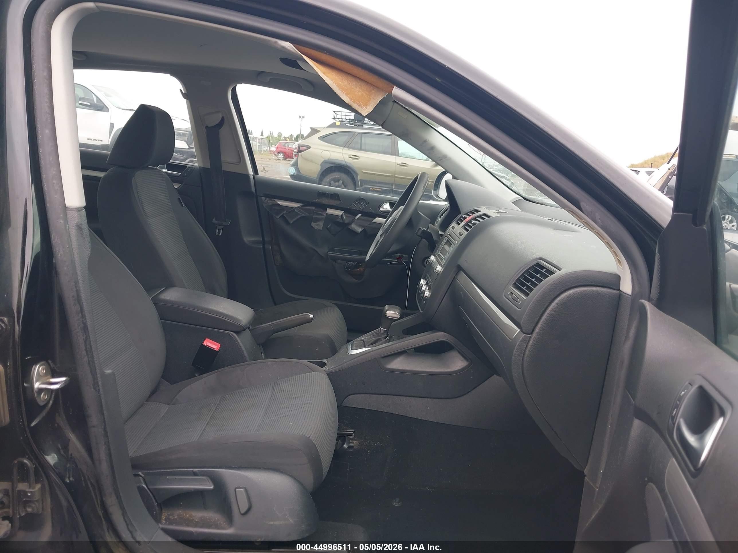 VOLKSWAGEN JETTA image 5