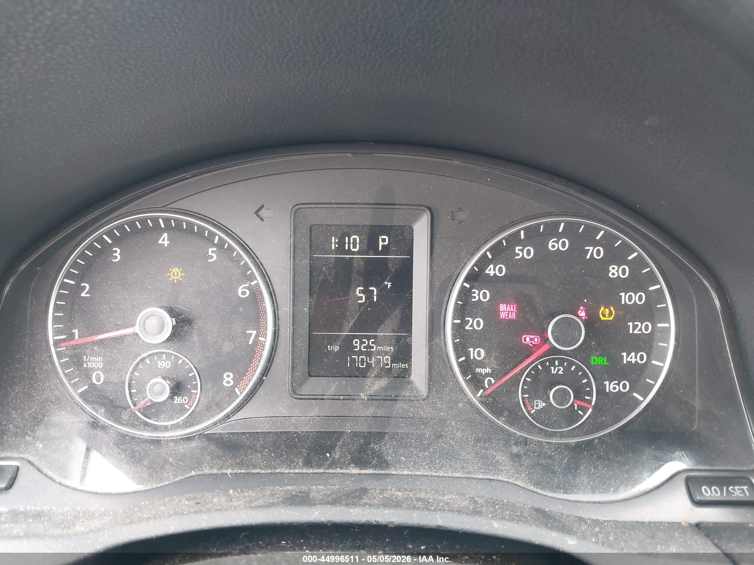 VOLKSWAGEN JETTA image 7