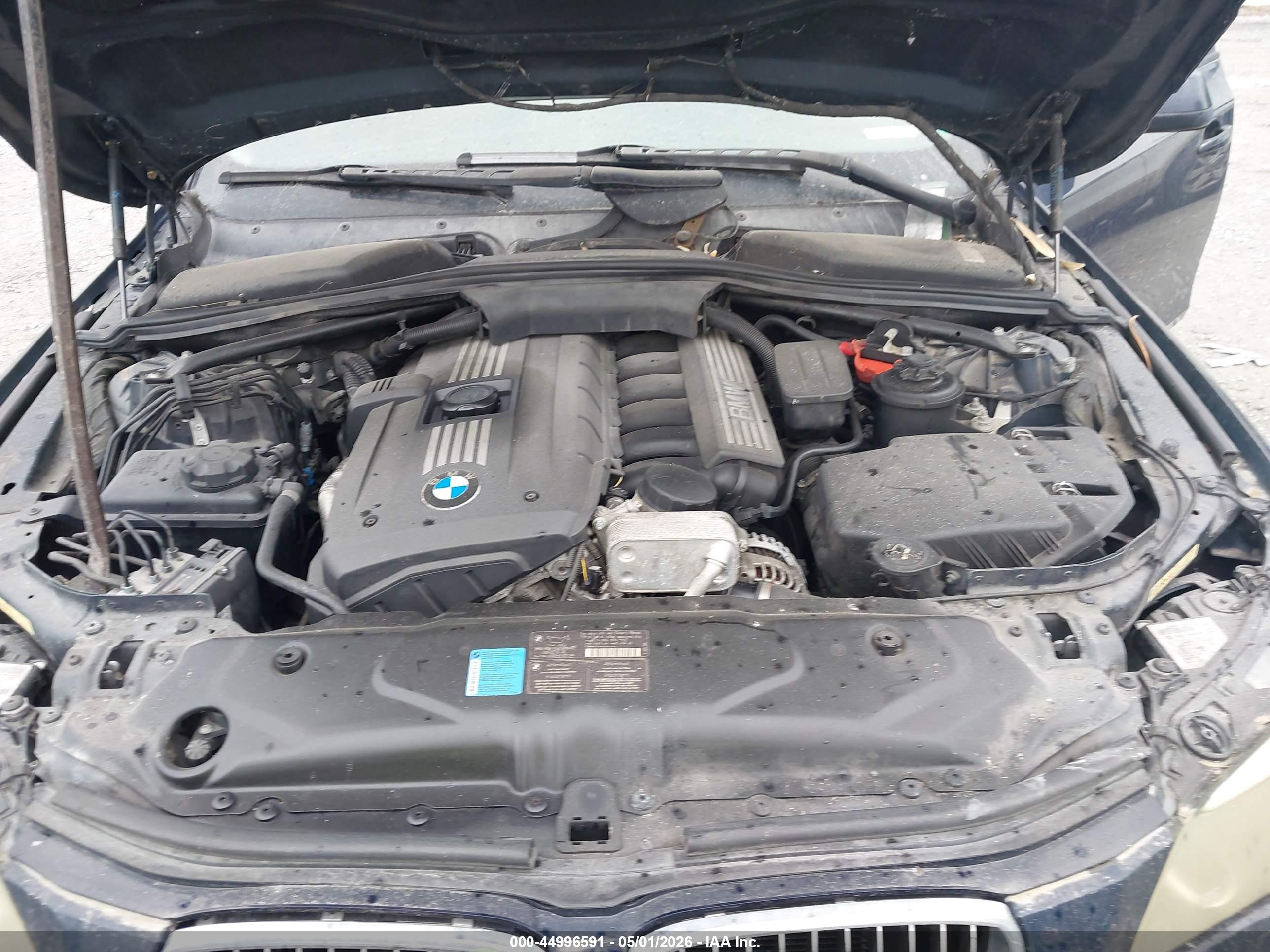 BMW 528I image 10
