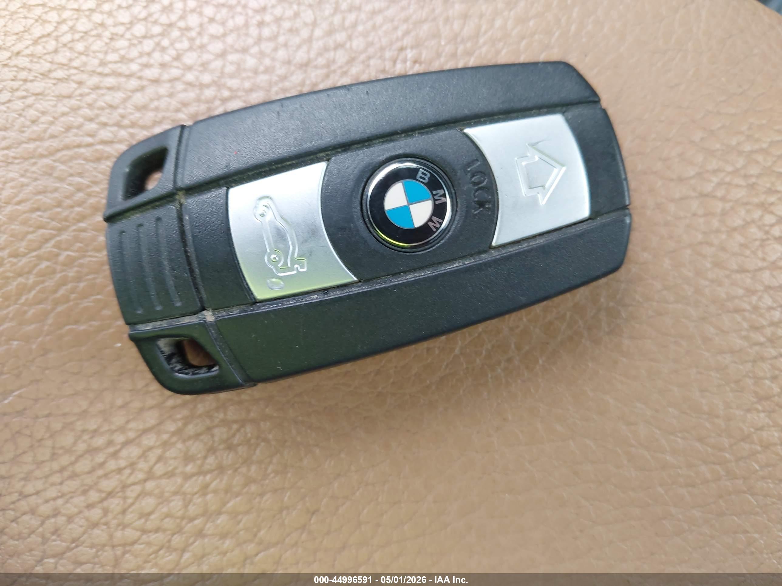 BMW 528I image 11