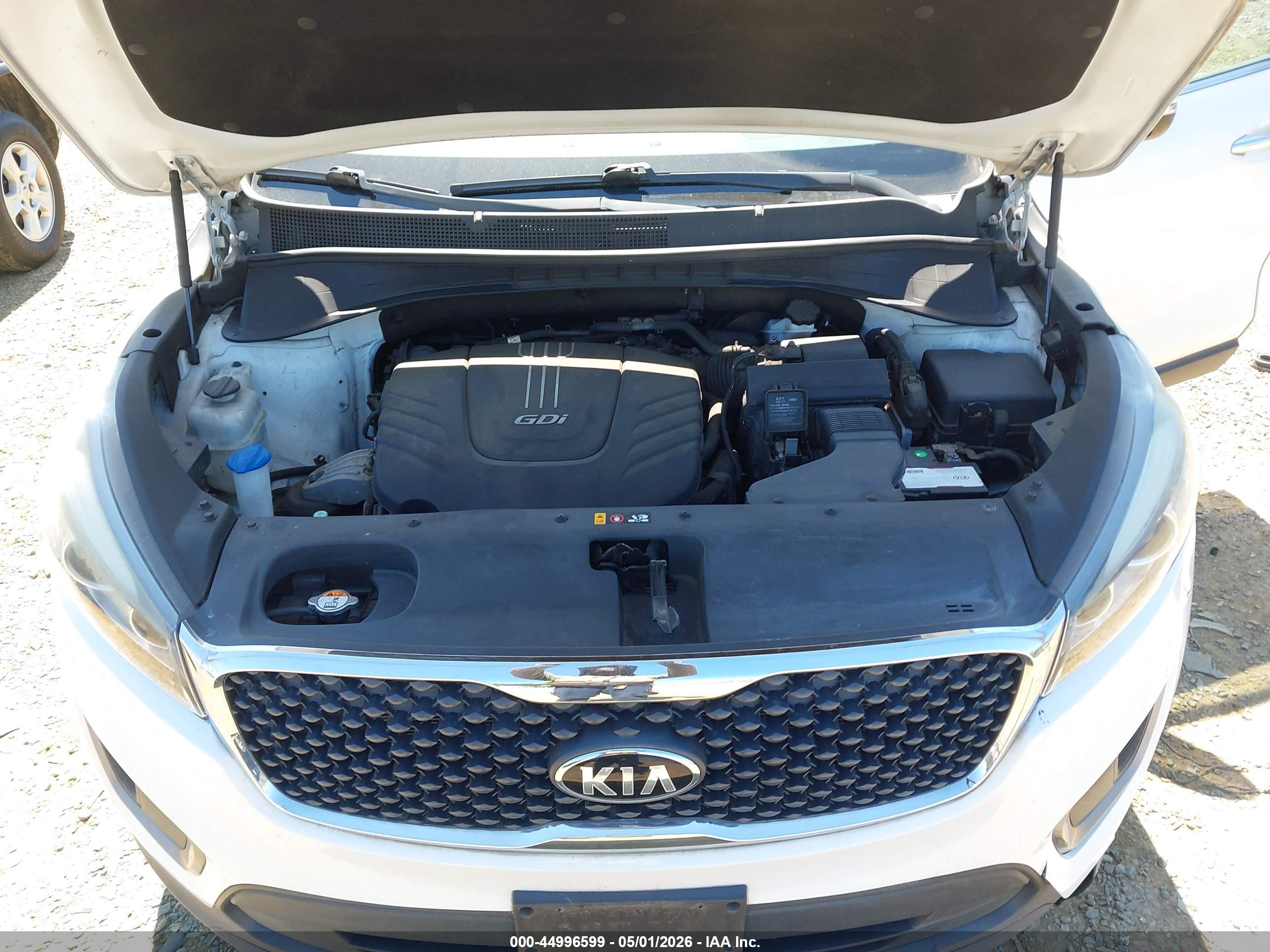 KIA SORENTO image 6