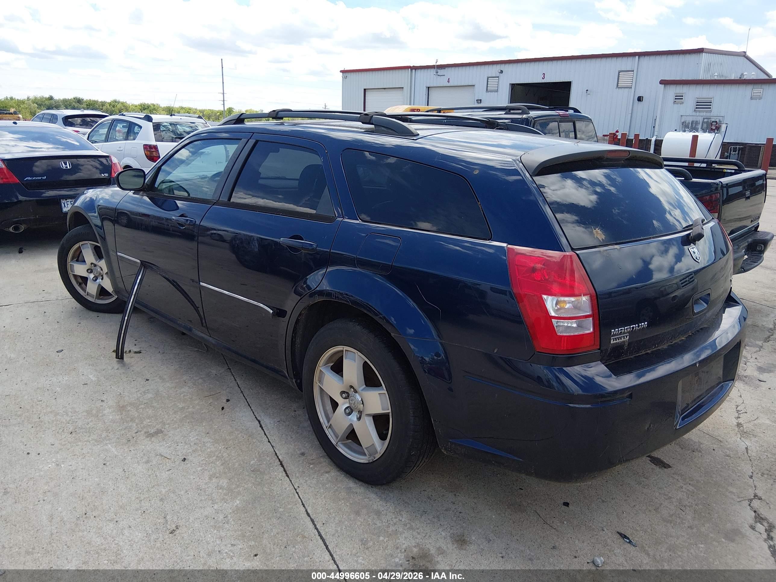 DODGE MAGNUM image 3