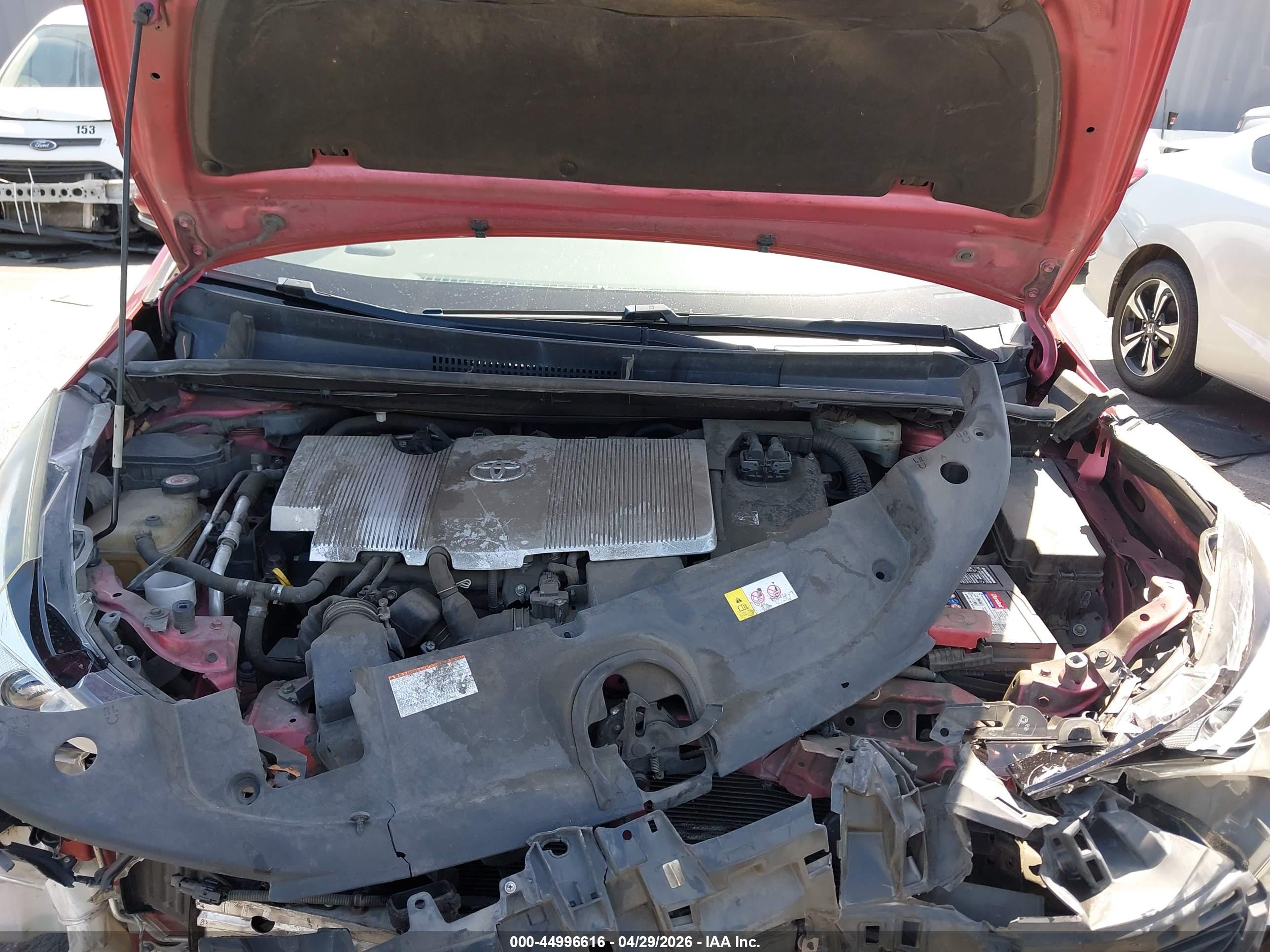 TOYOTA PRIUS image 10