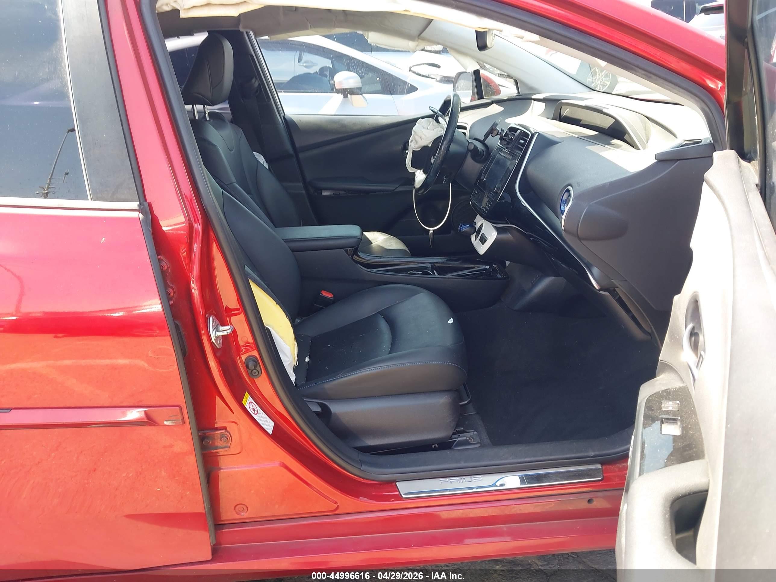 TOYOTA PRIUS image 5