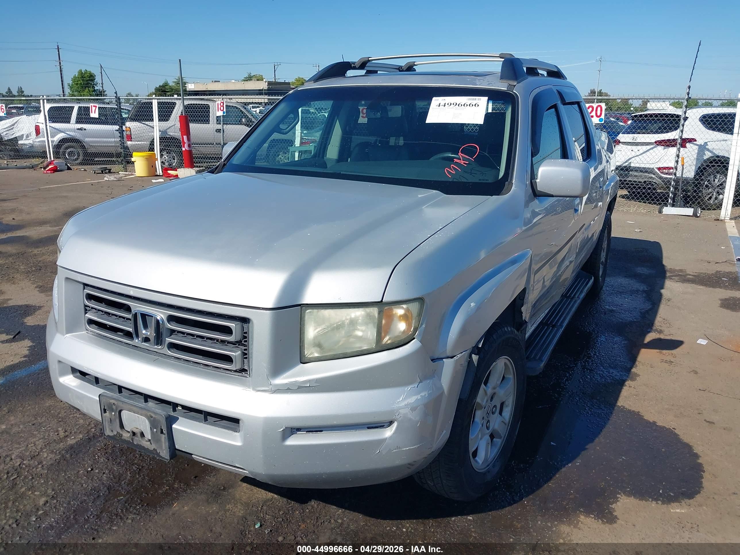HONDA RIDGELINE image 2
