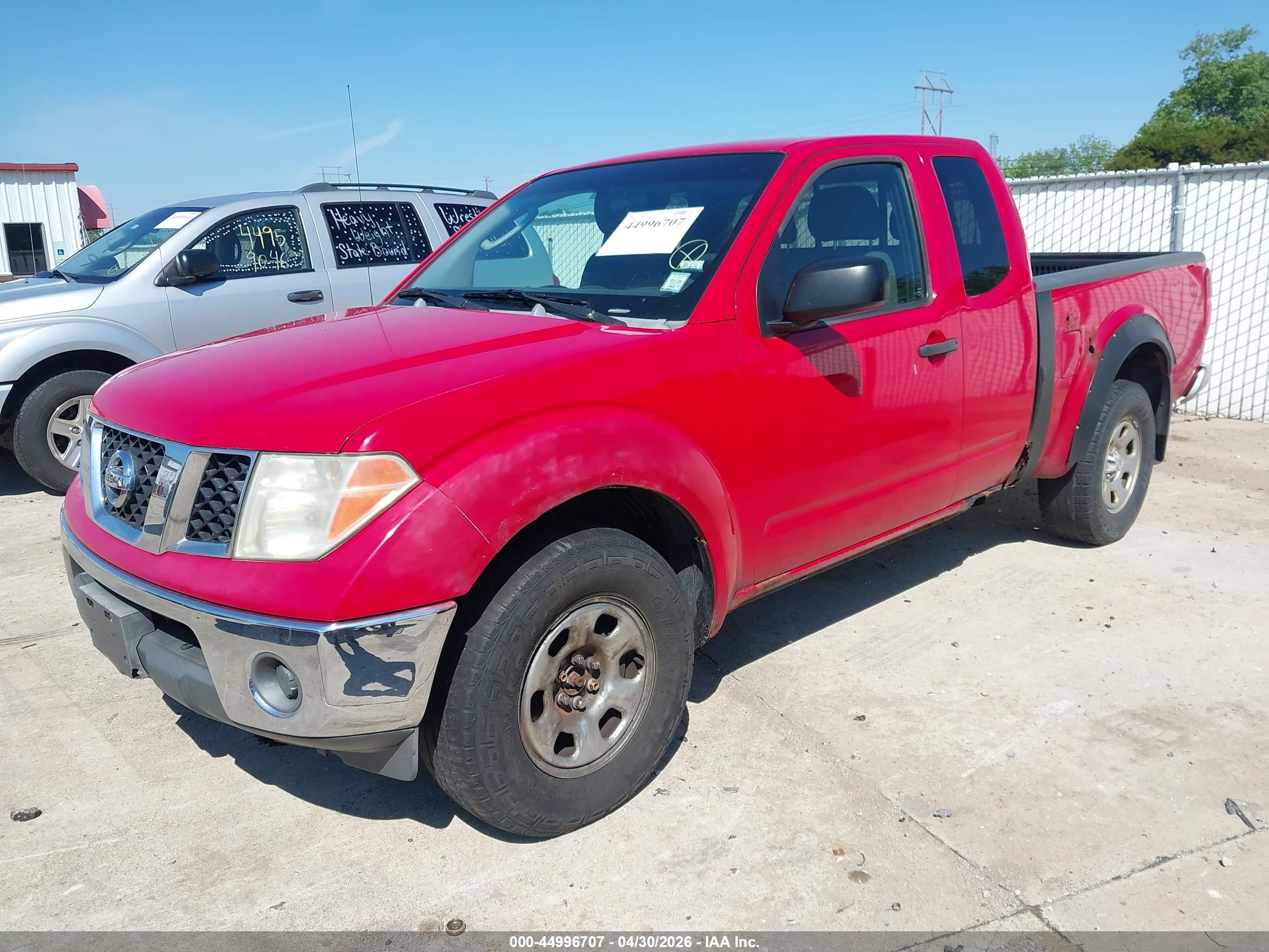 NISSAN FRONTIER image 2