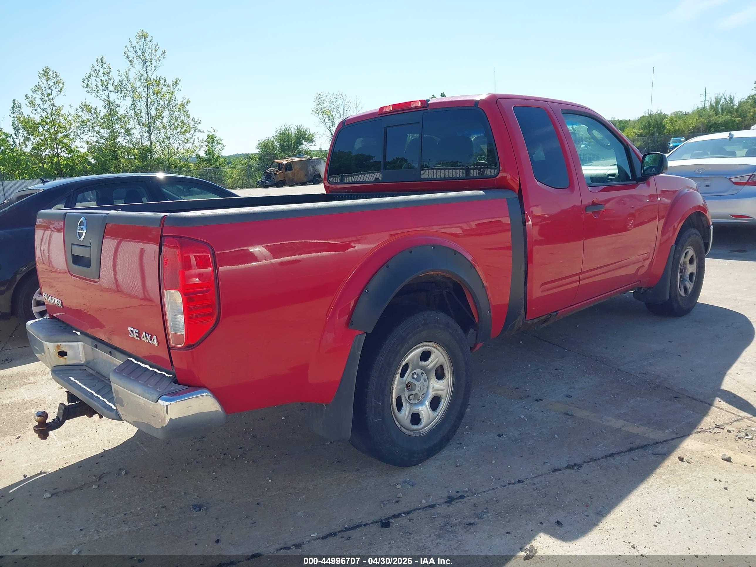 NISSAN FRONTIER image 4
