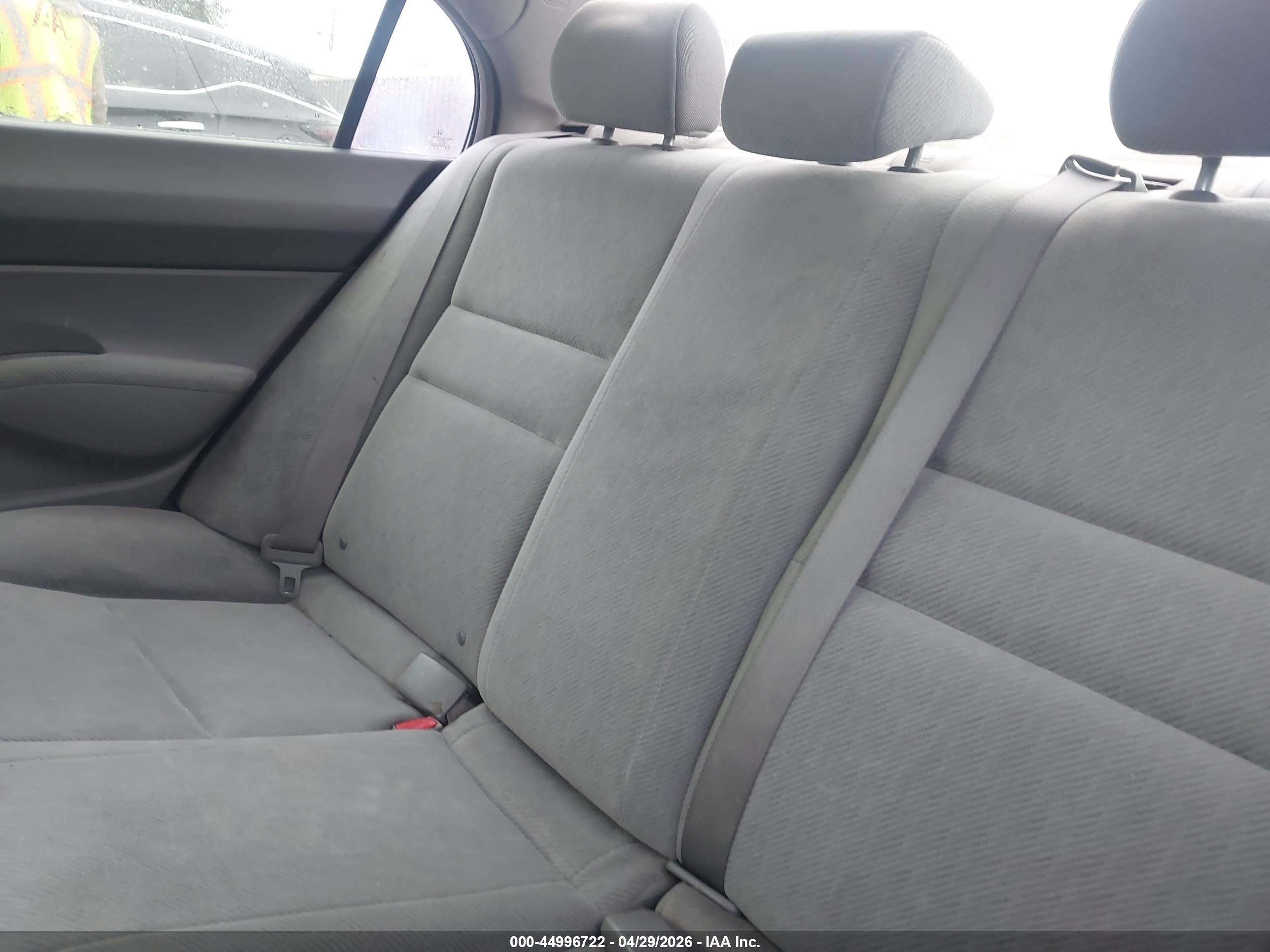 HONDA CIVIC image 8