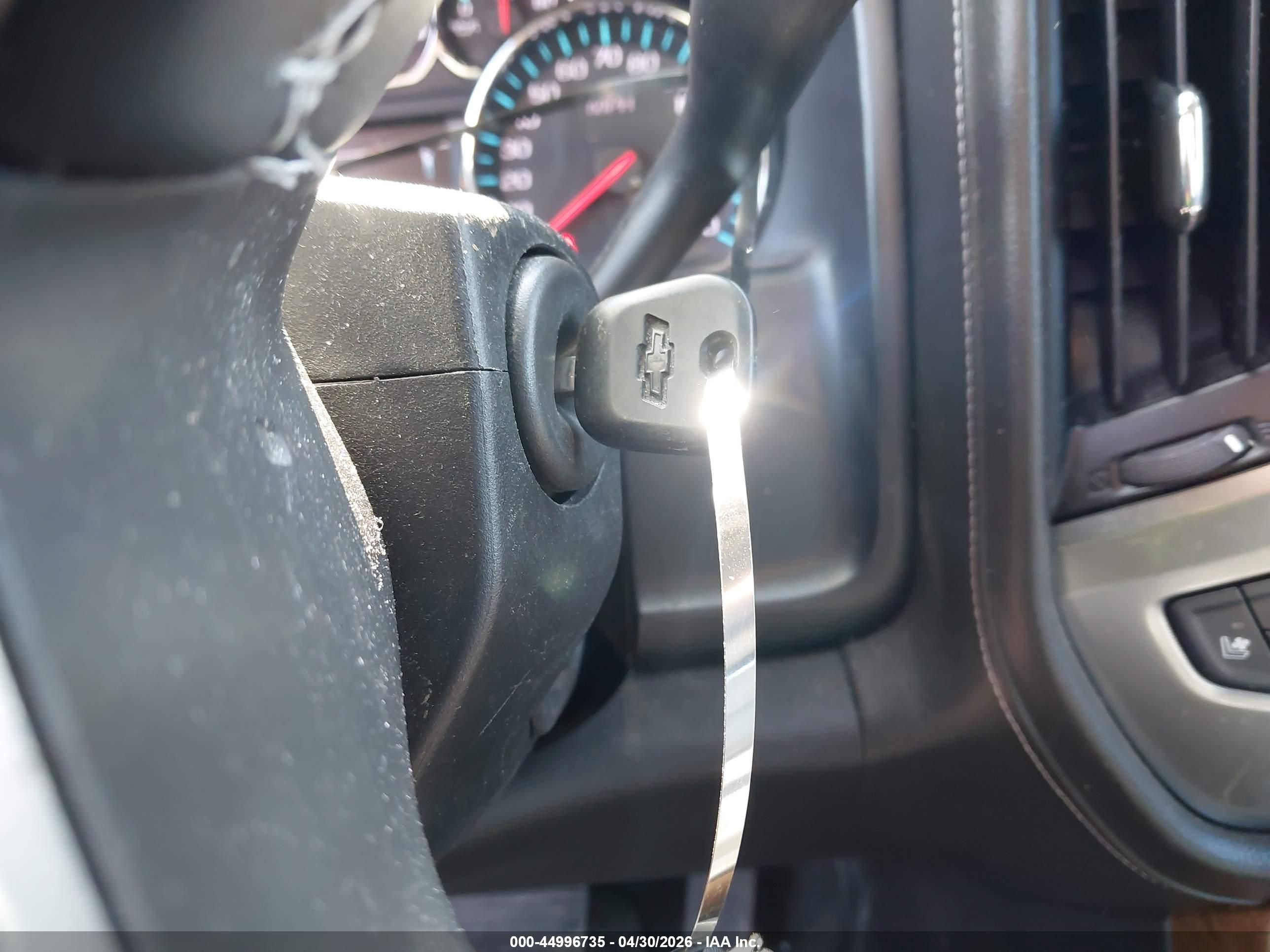 CHEVROLET SILVERADO image 11