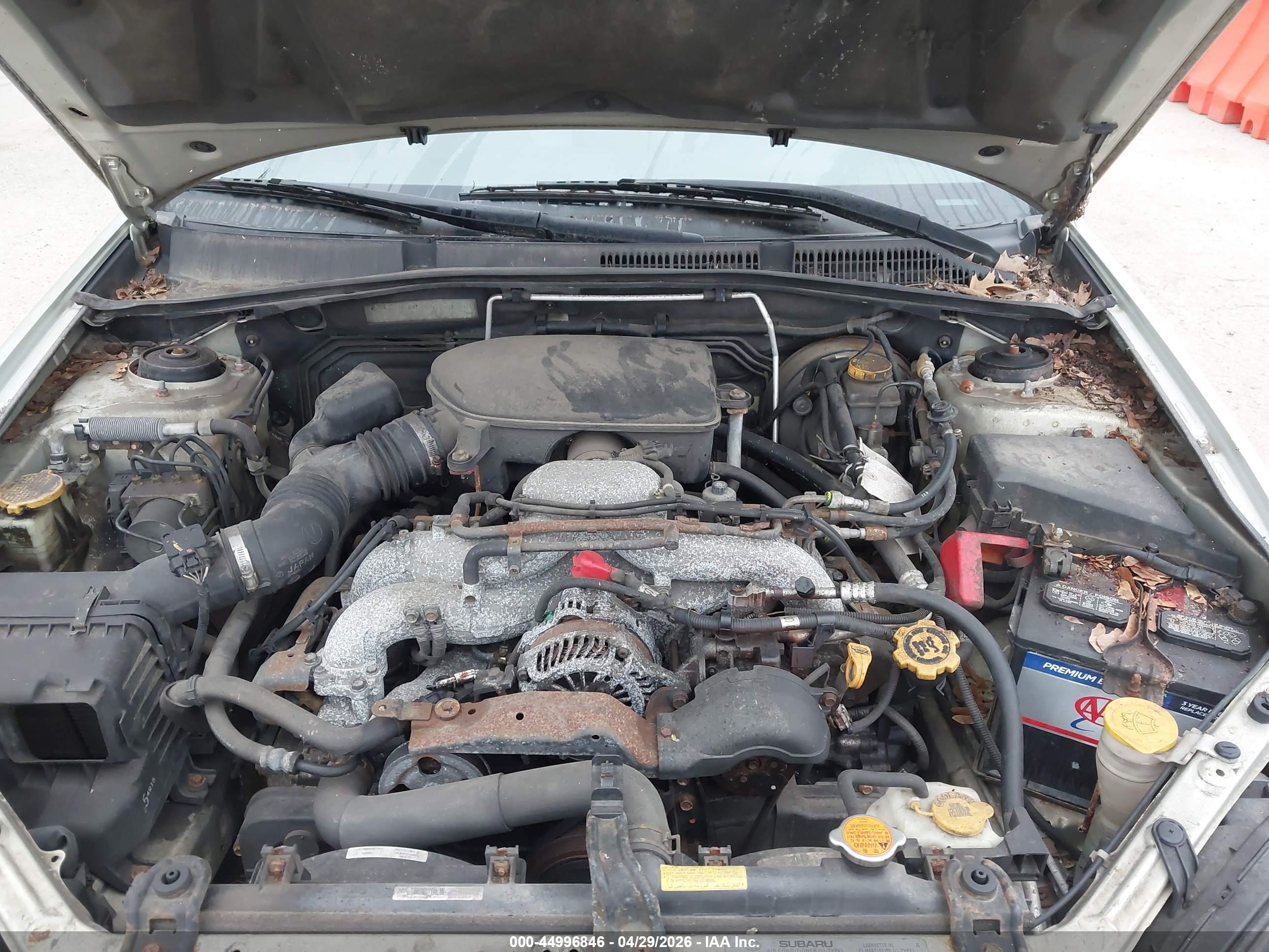 SUBARU OUTBACK image 10
