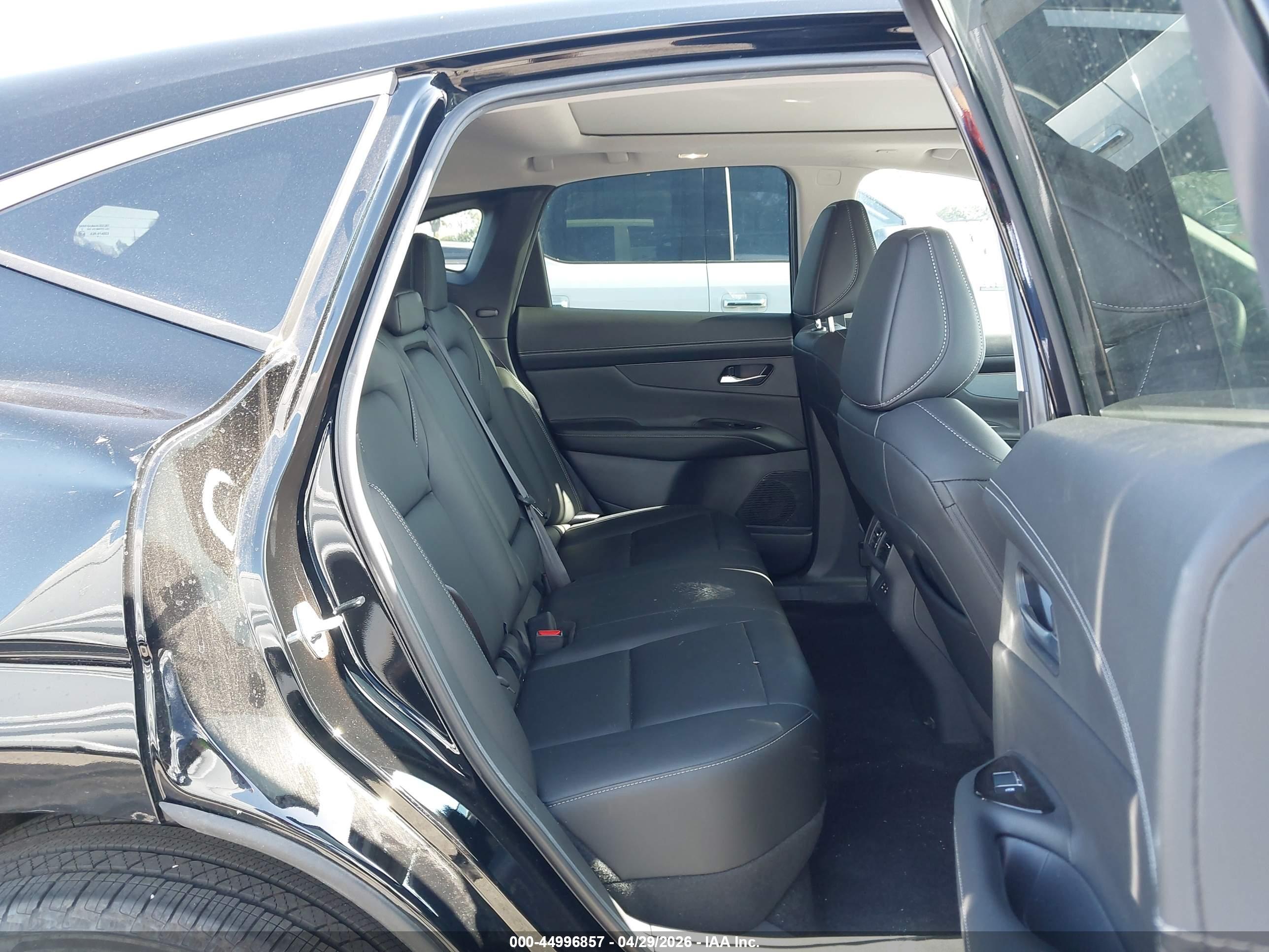 NISSAN MURANO image 8
