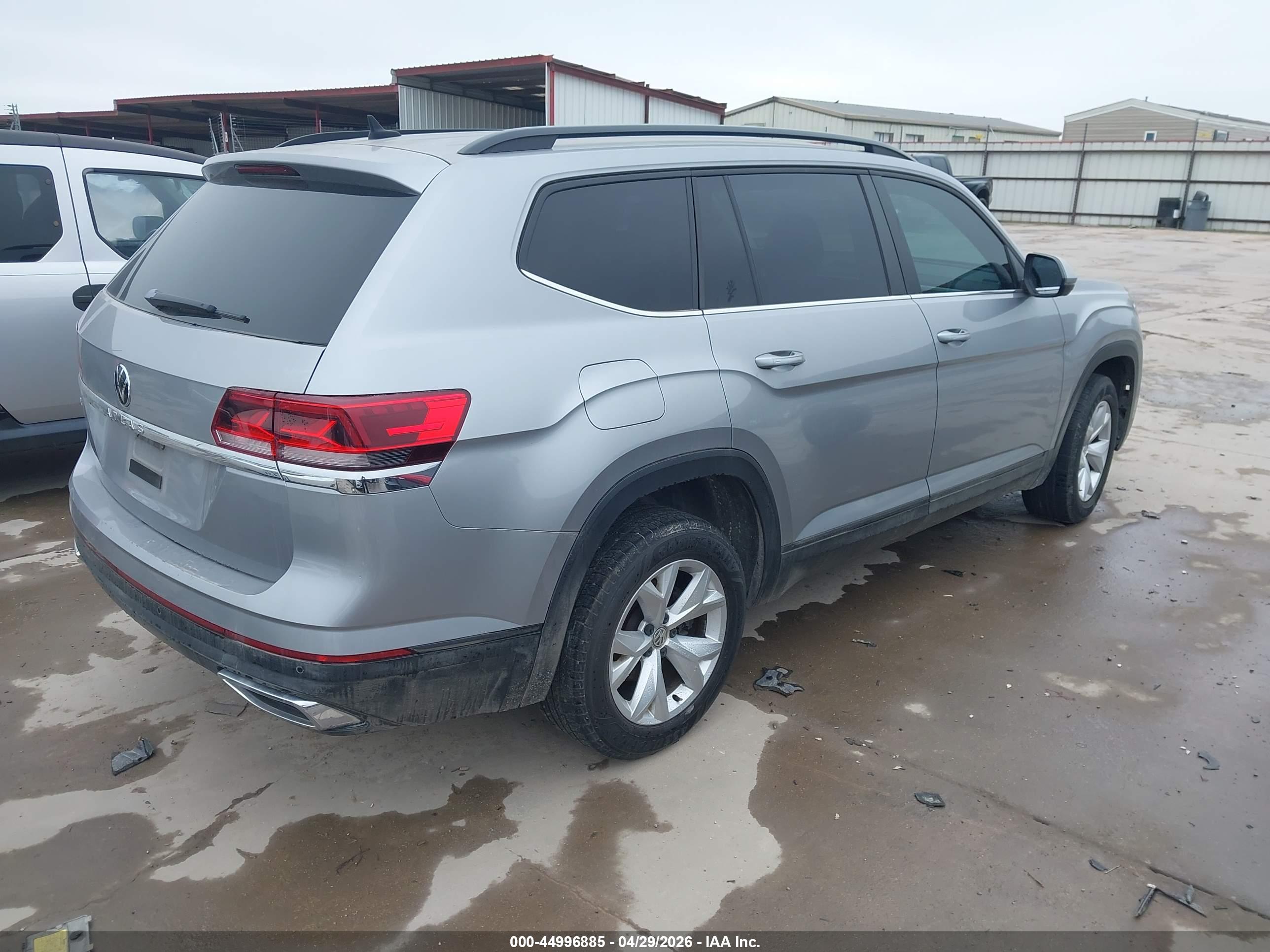 VOLKSWAGEN ATLAS image 4