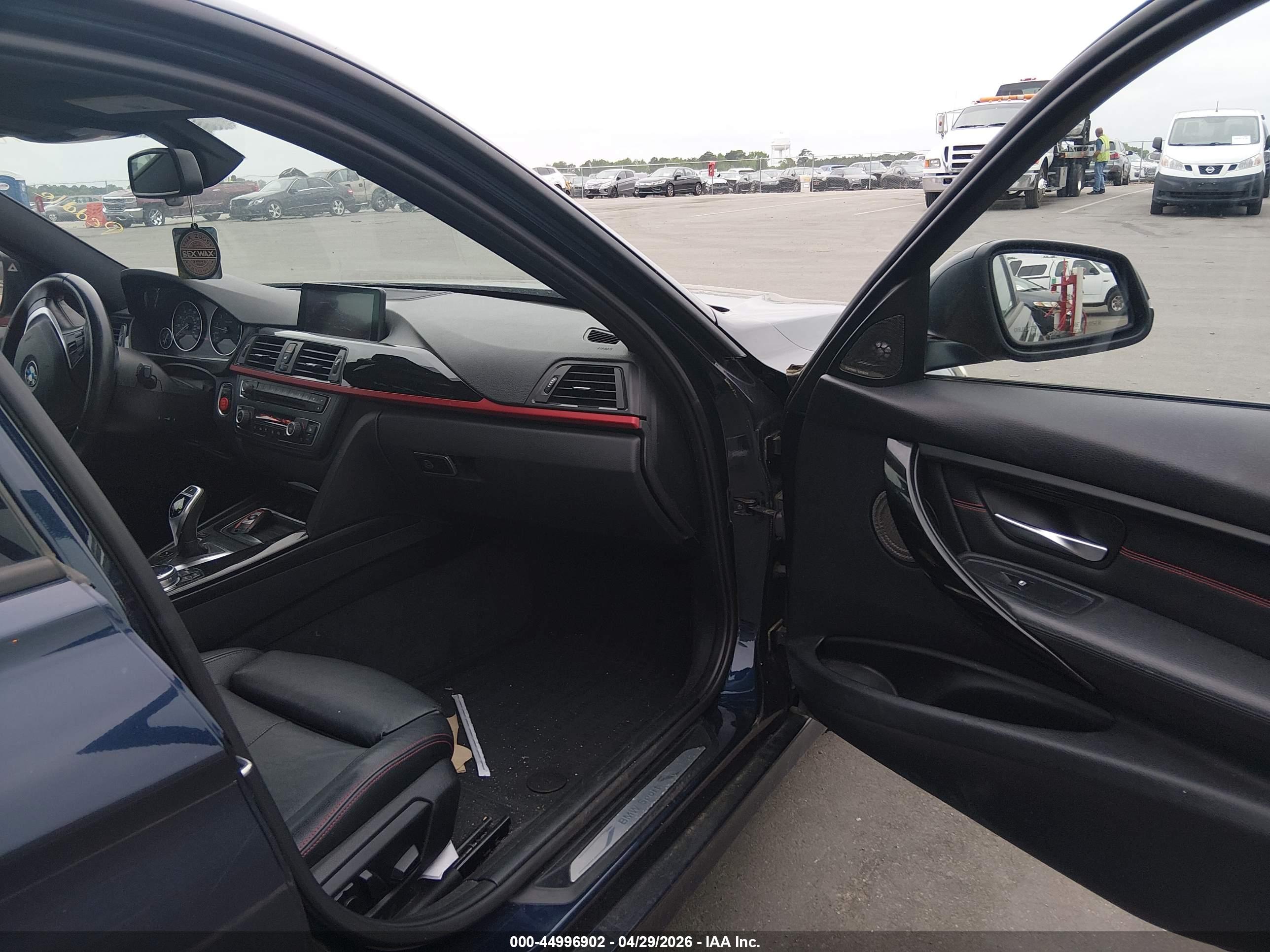 BMW 328I image 5