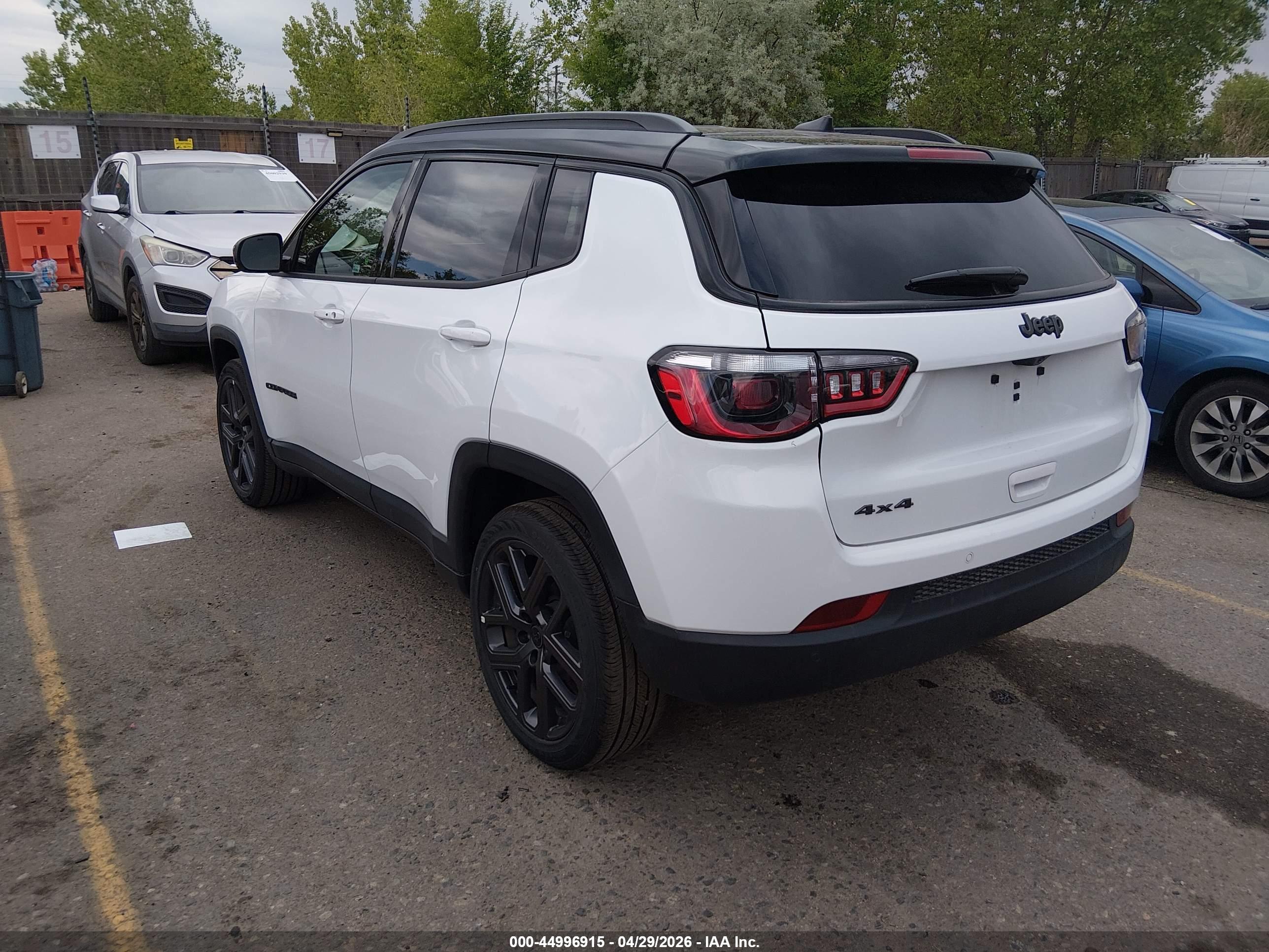 JEEP COMPASS image 3