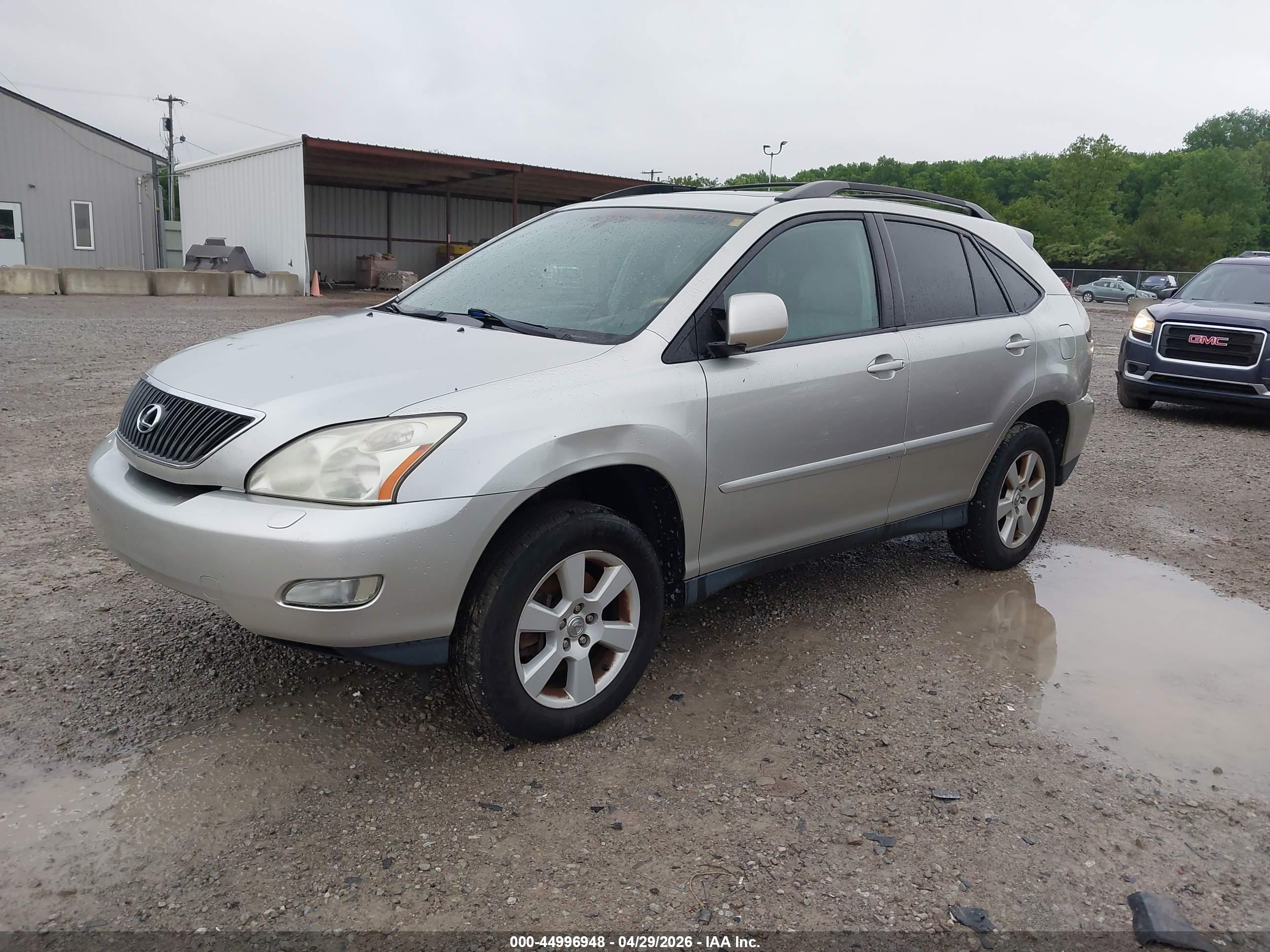 LEXUS RX image 2