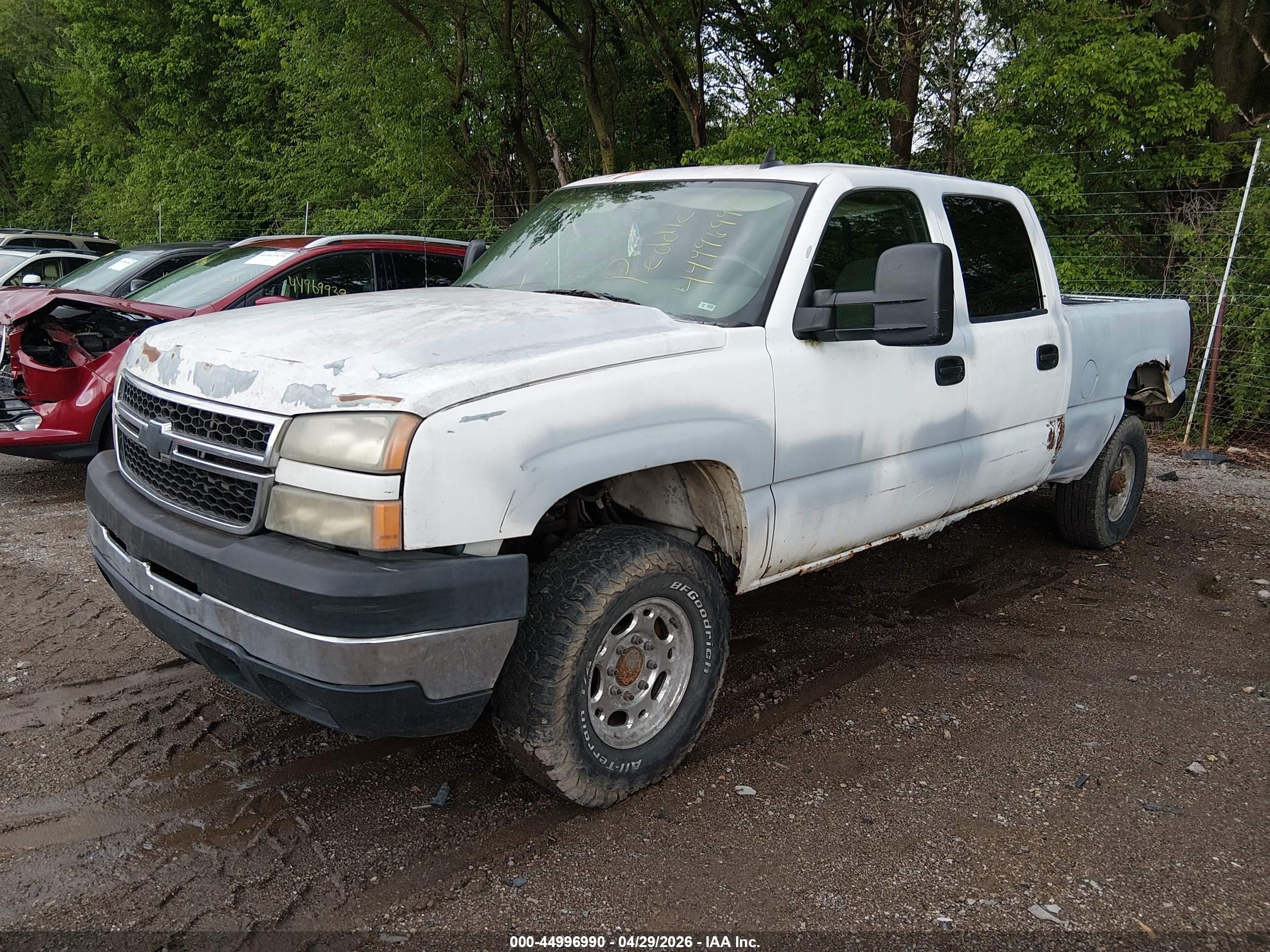 CHEVROLET SILVERADO image 2