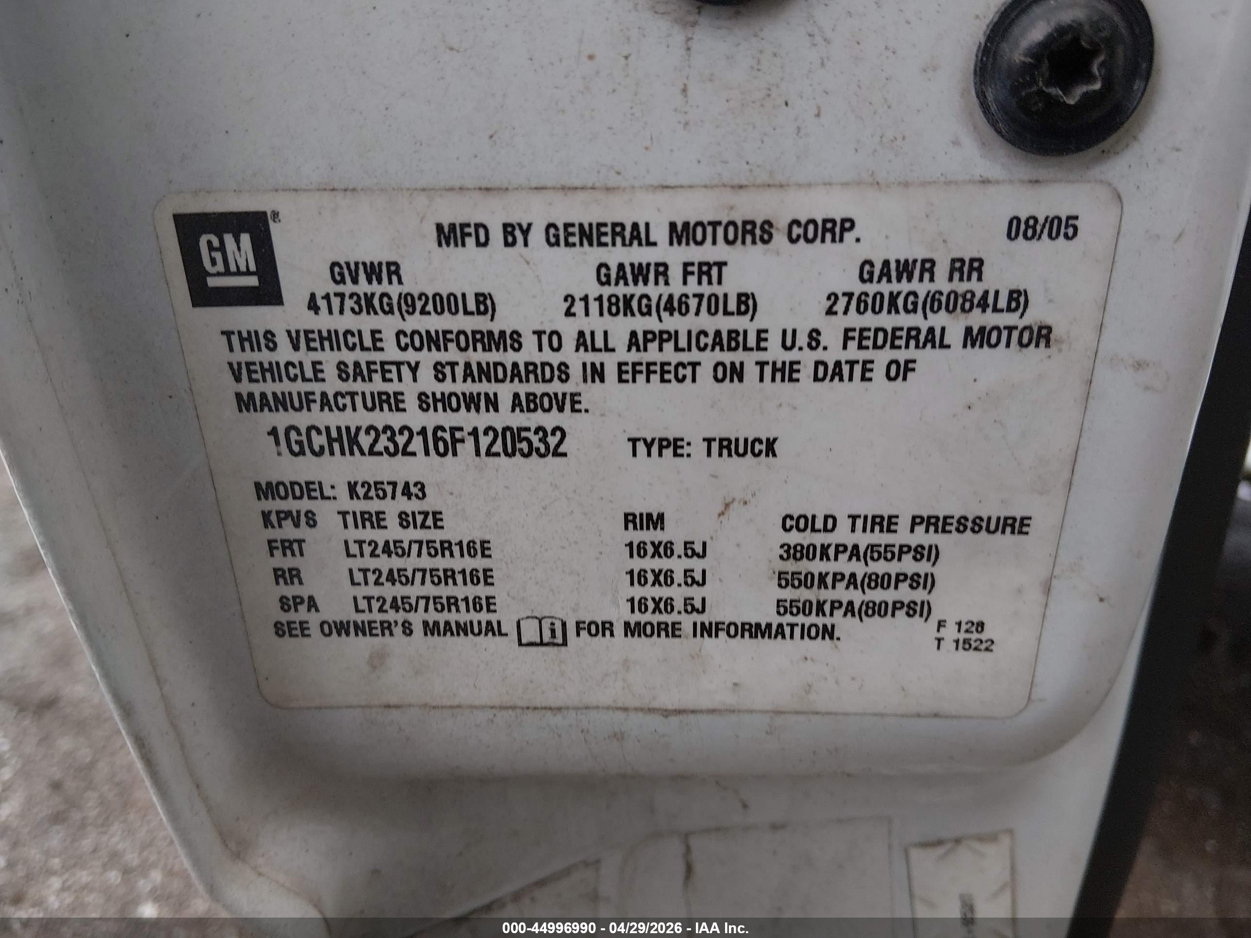 CHEVROLET SILVERADO image 9