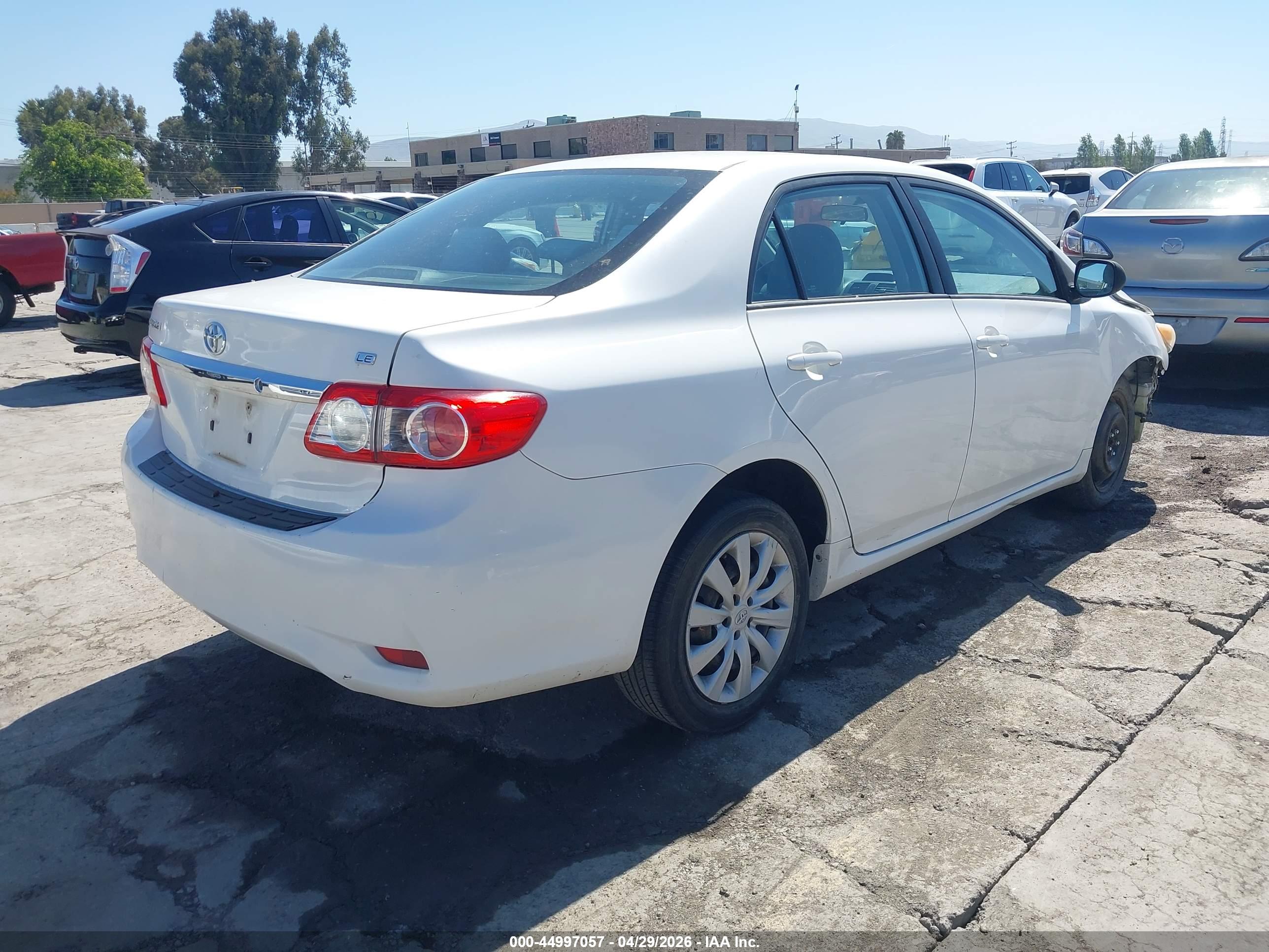 TOYOTA COROLLA image 4
