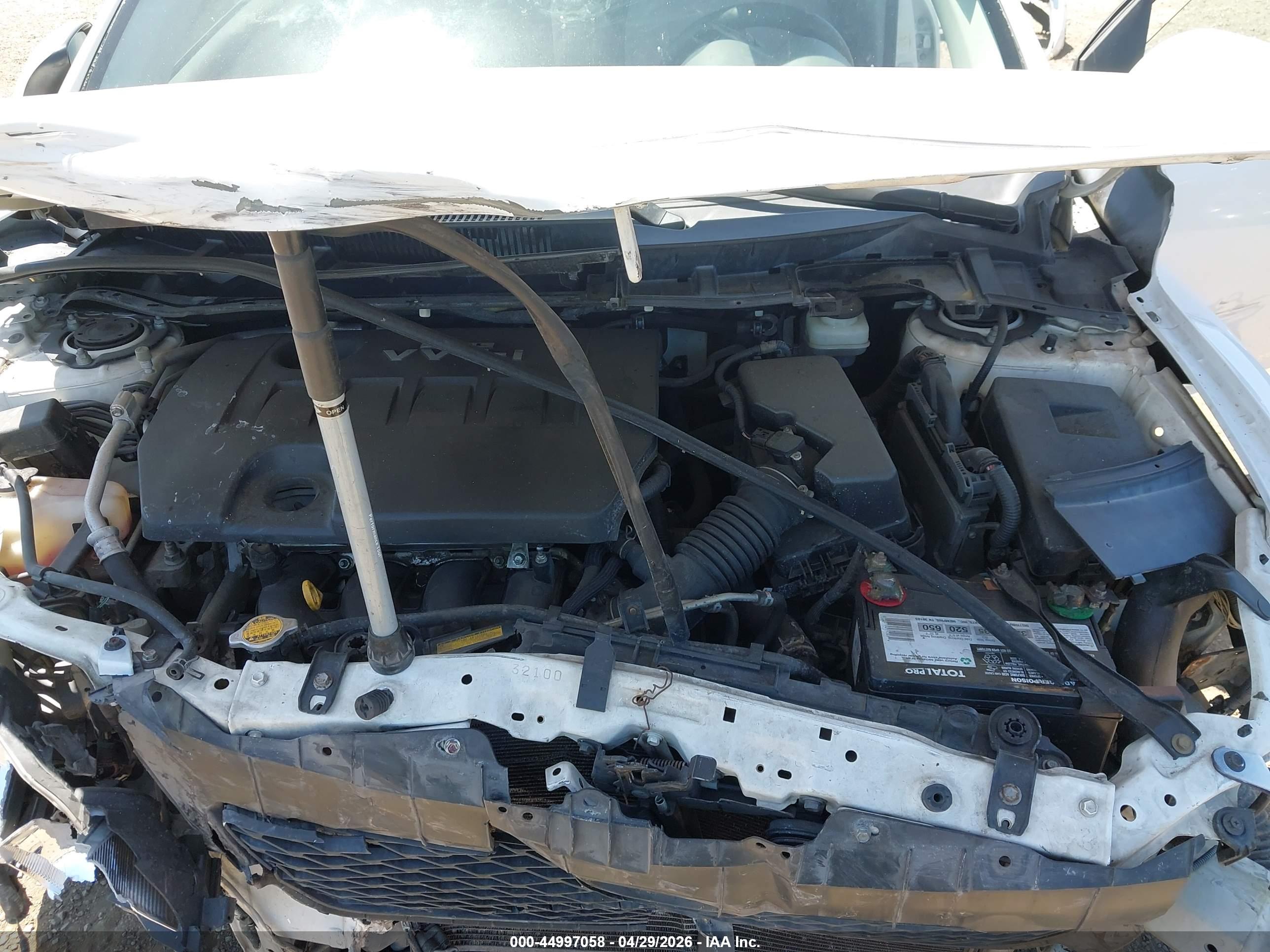TOYOTA COROLLA image 10
