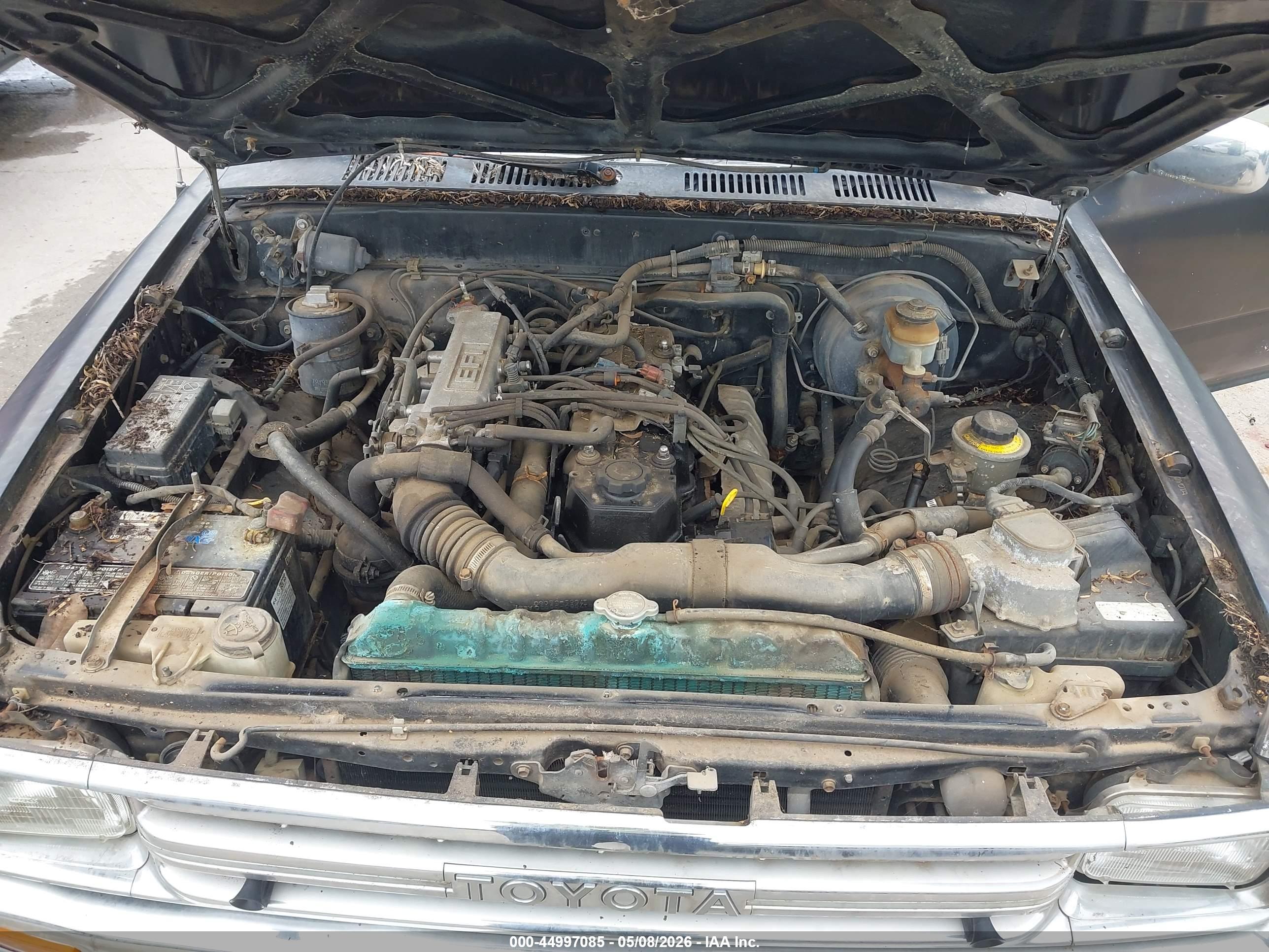 TOYOTA PICKUP image 10