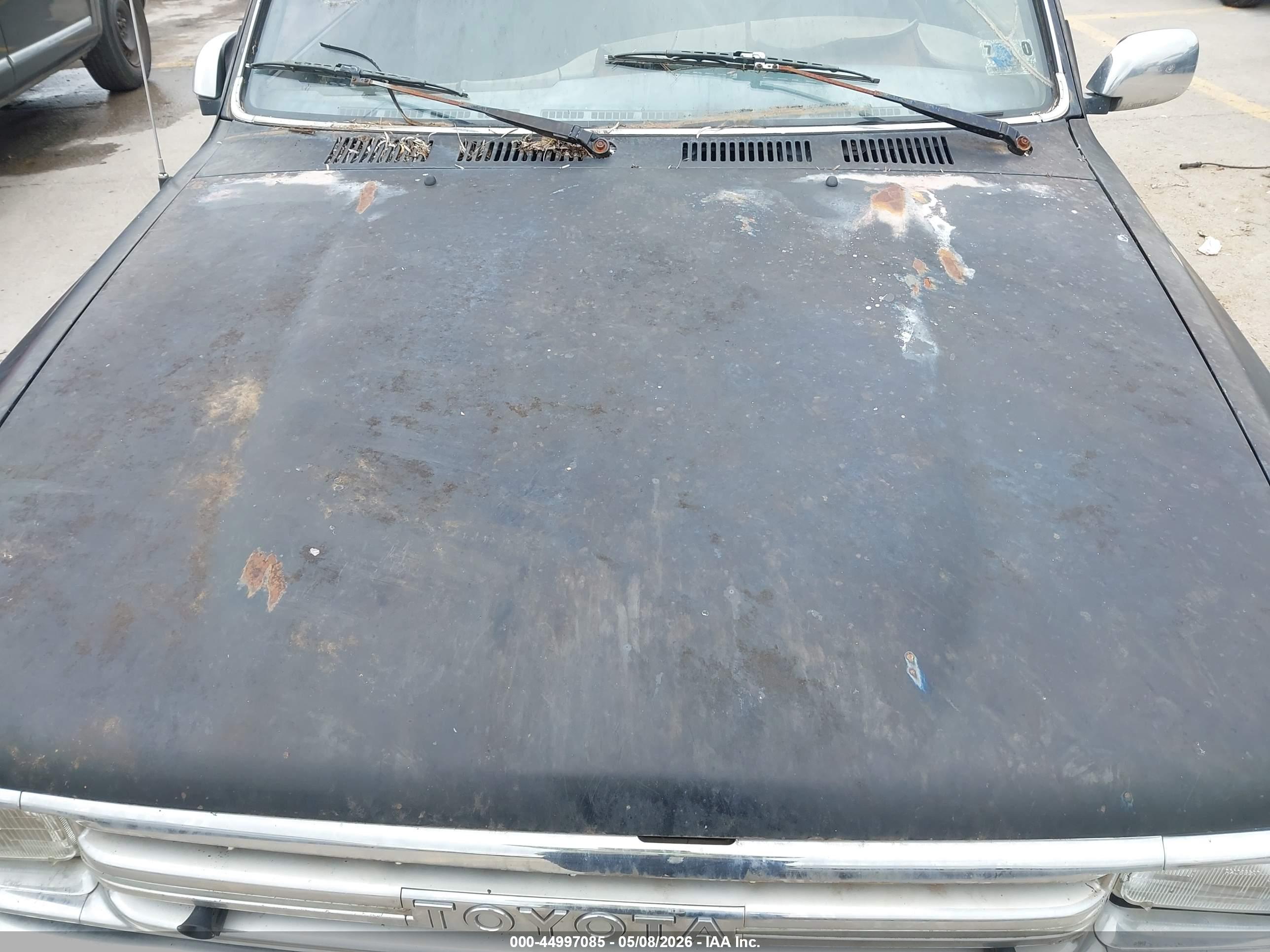 TOYOTA PICKUP image 6