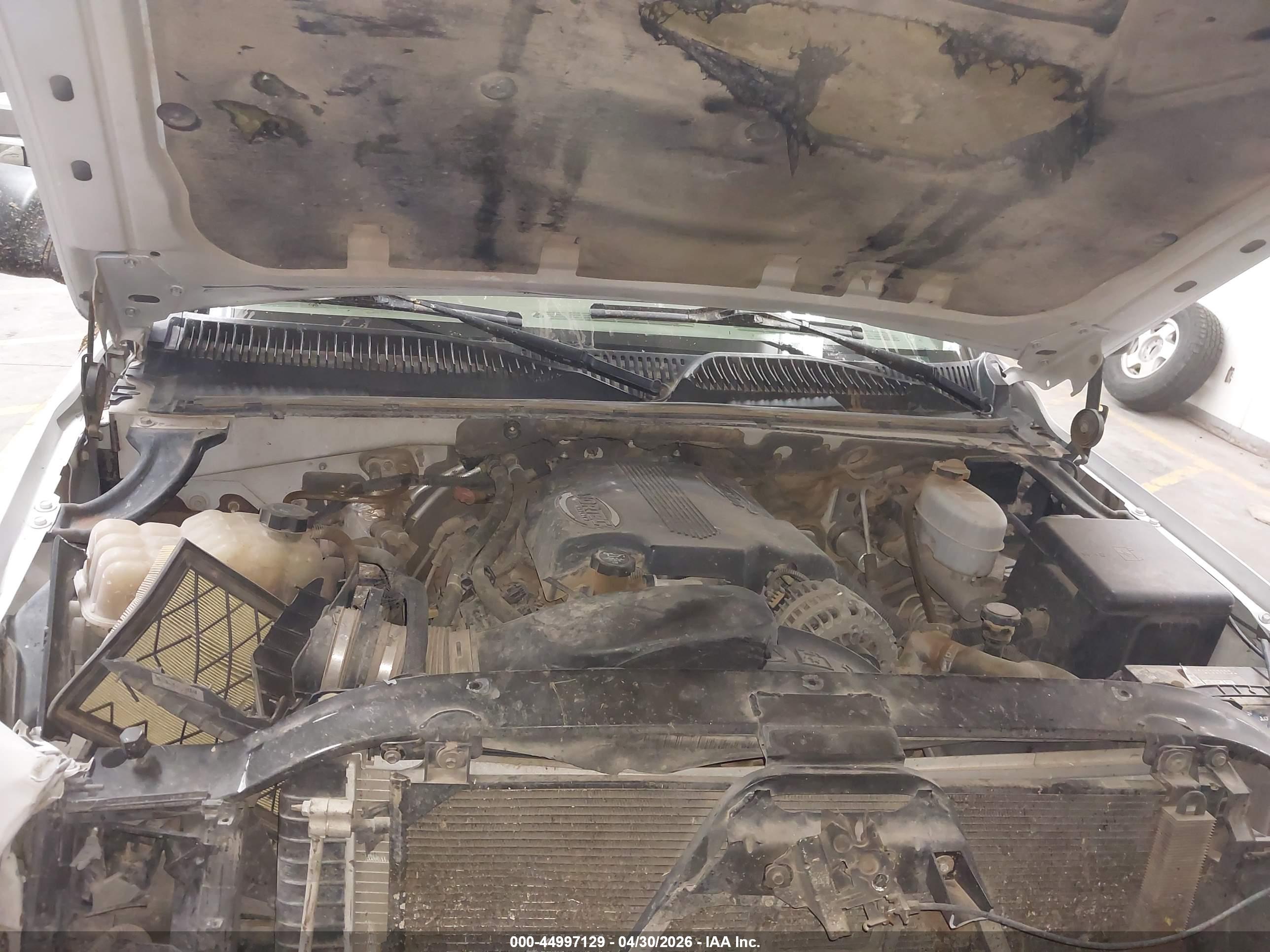 CHEVROLET SUBURBAN image 10