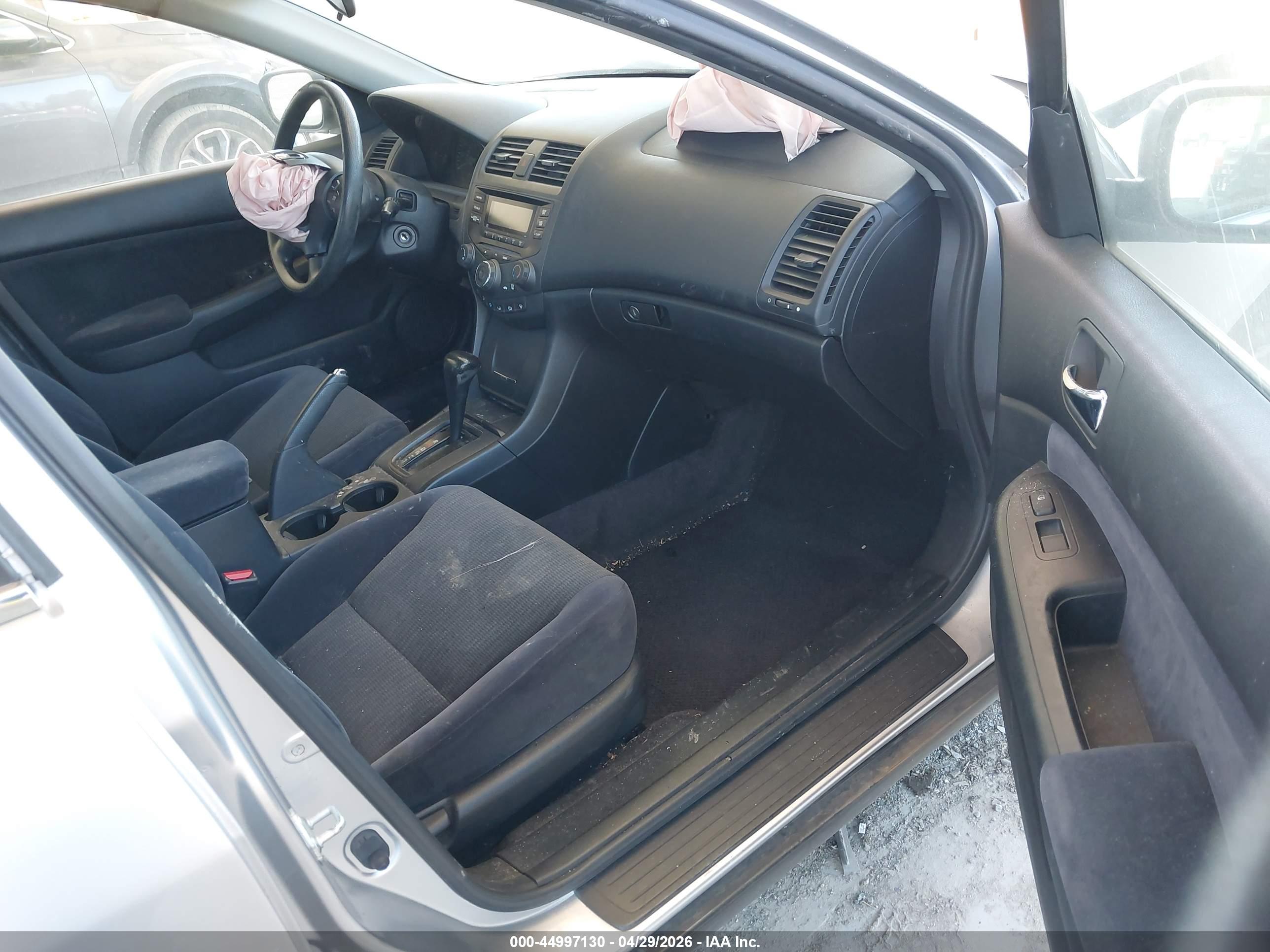 HONDA ACCORD image 5