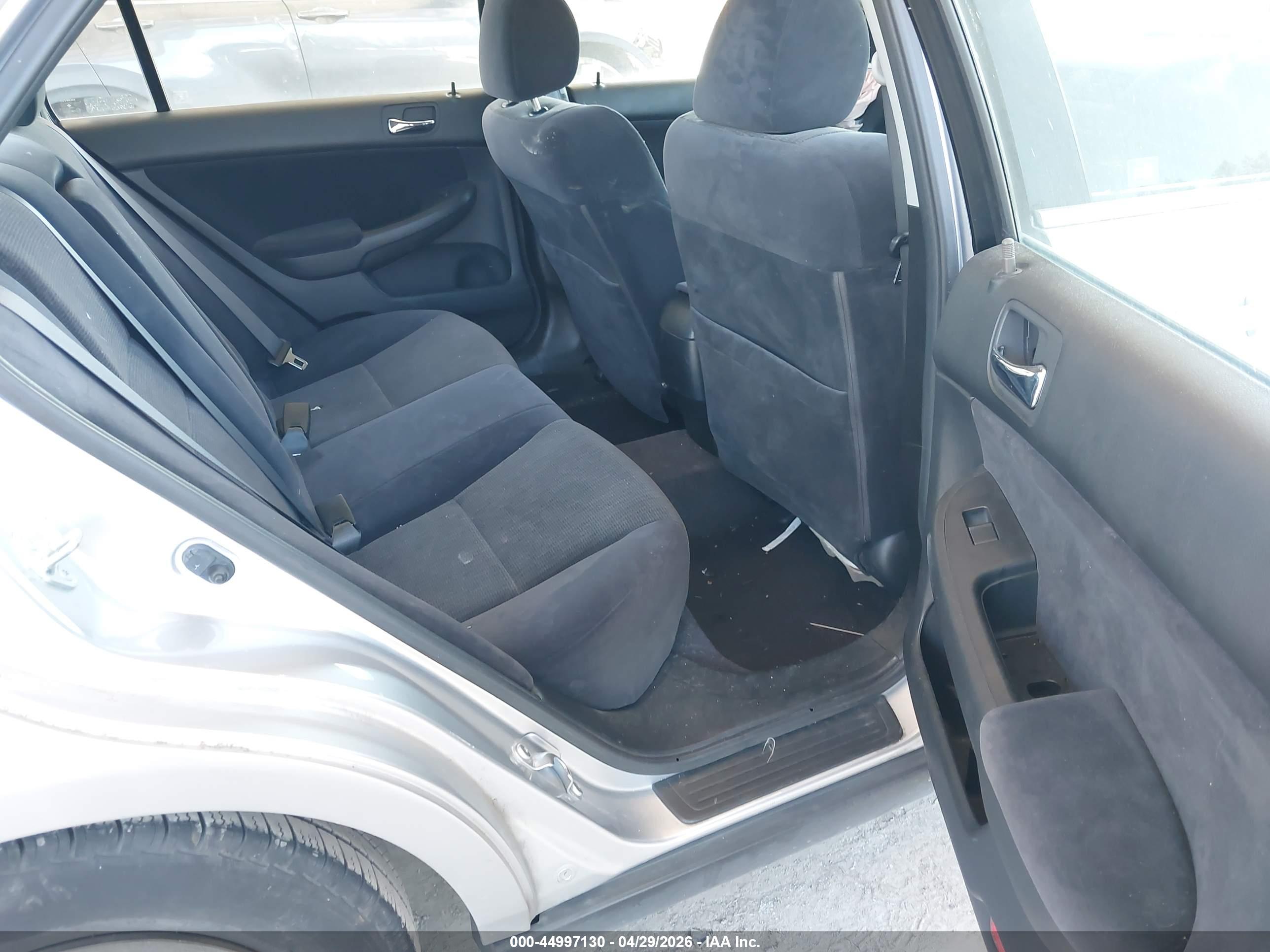 HONDA ACCORD image 8