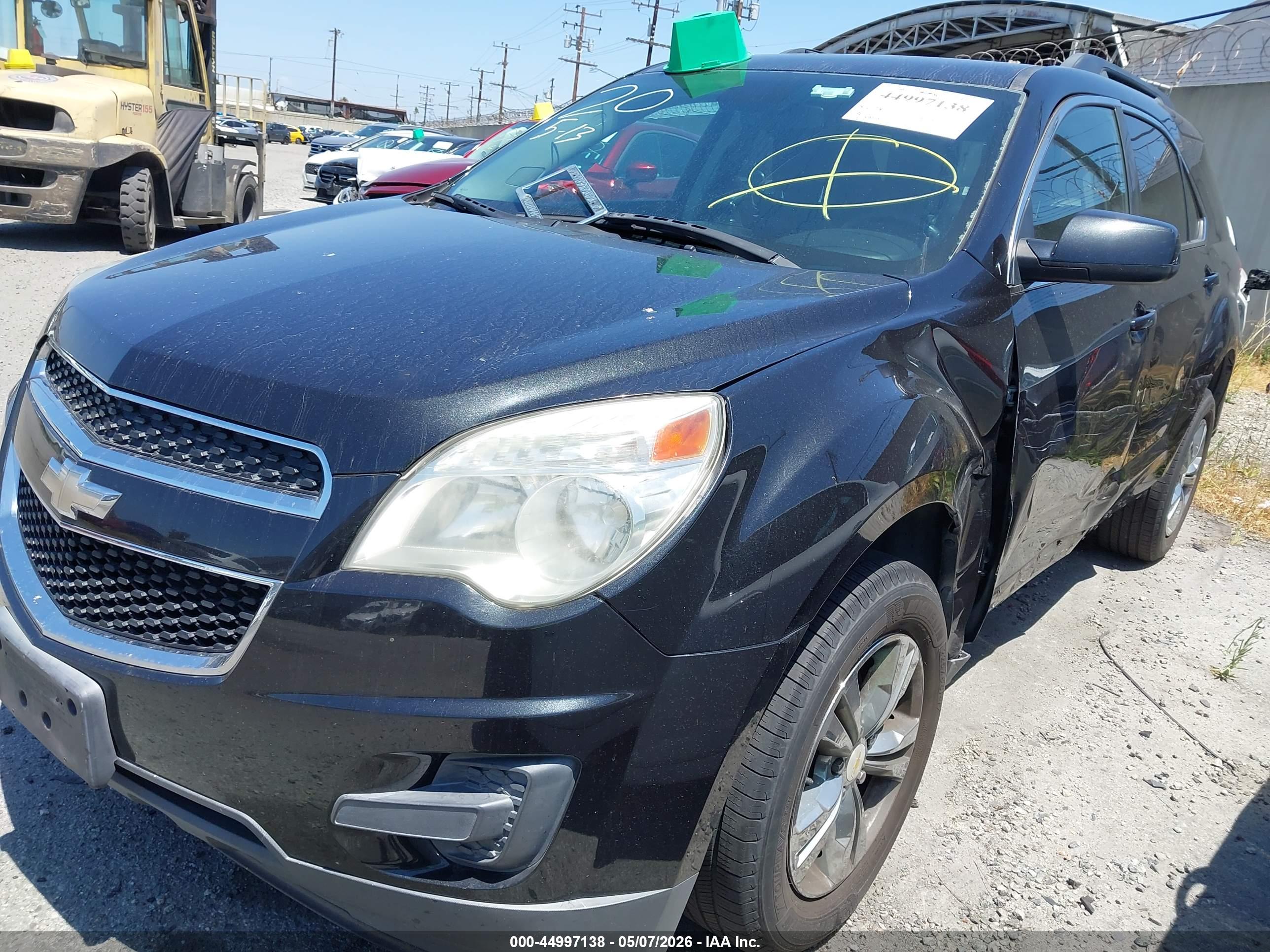 CHEVROLET EQUINOX image 2