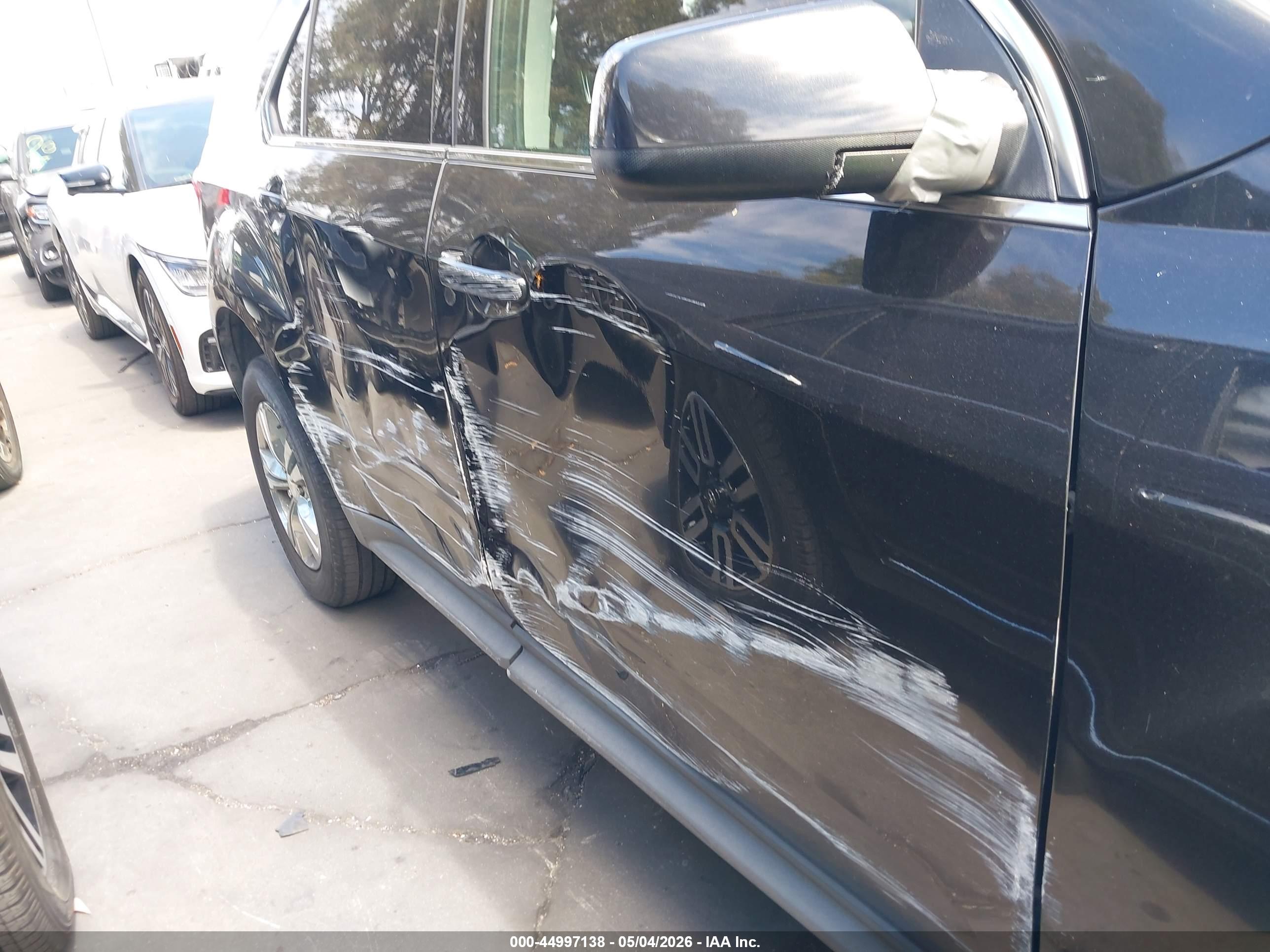 CHEVROLET EQUINOX image 6