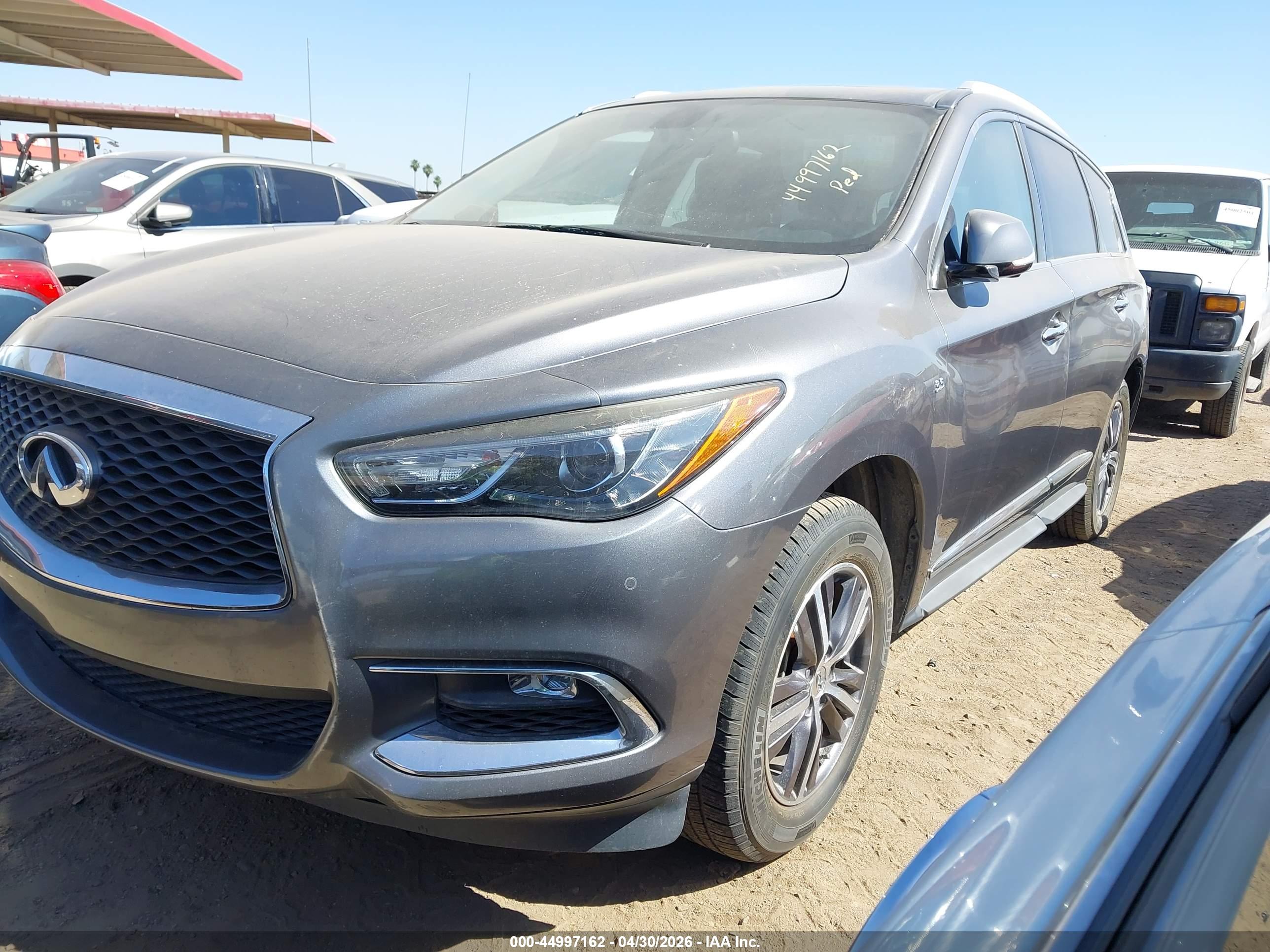 INFINITI QX60 image 2