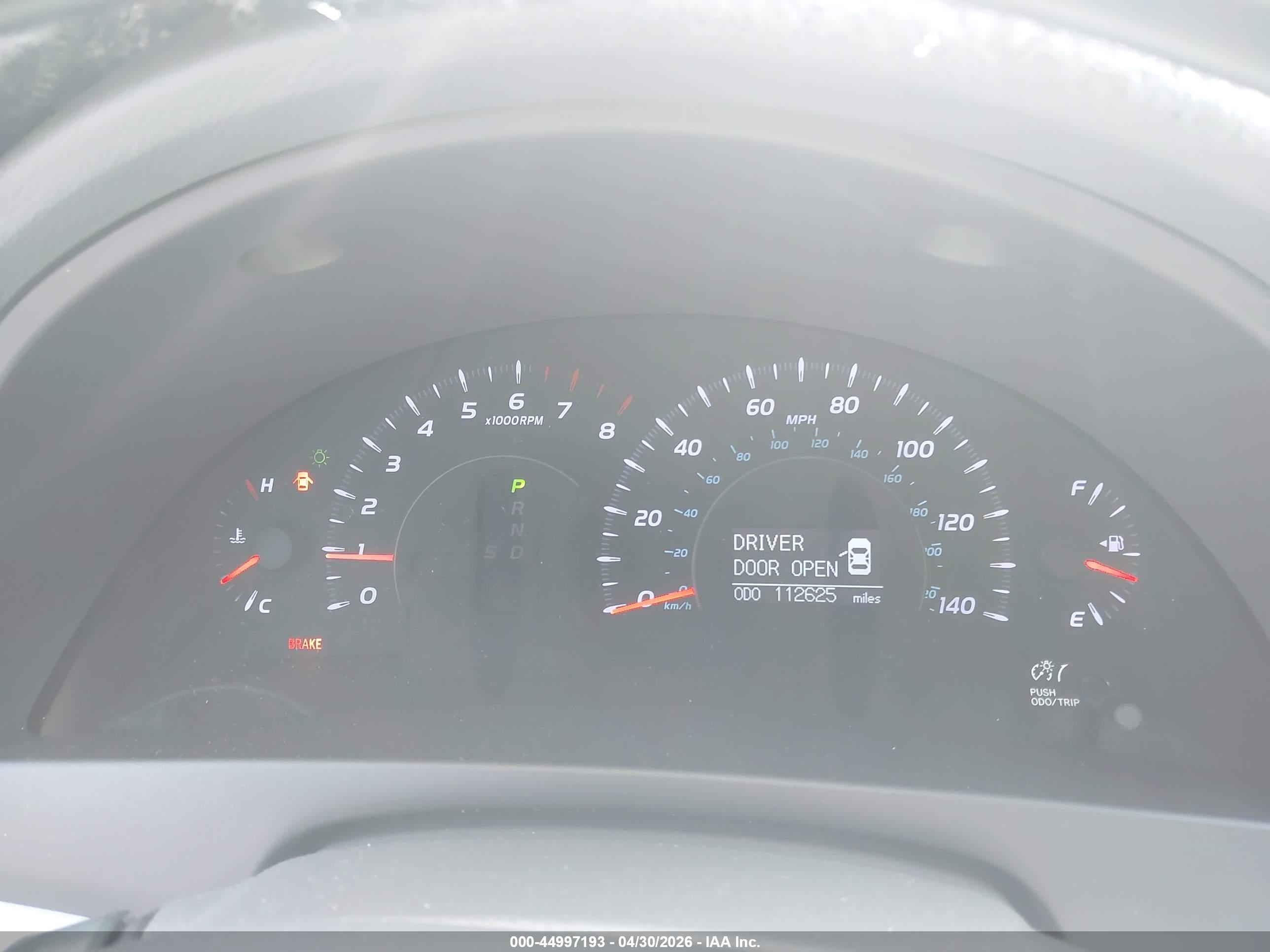 TOYOTA CAMRY image 7