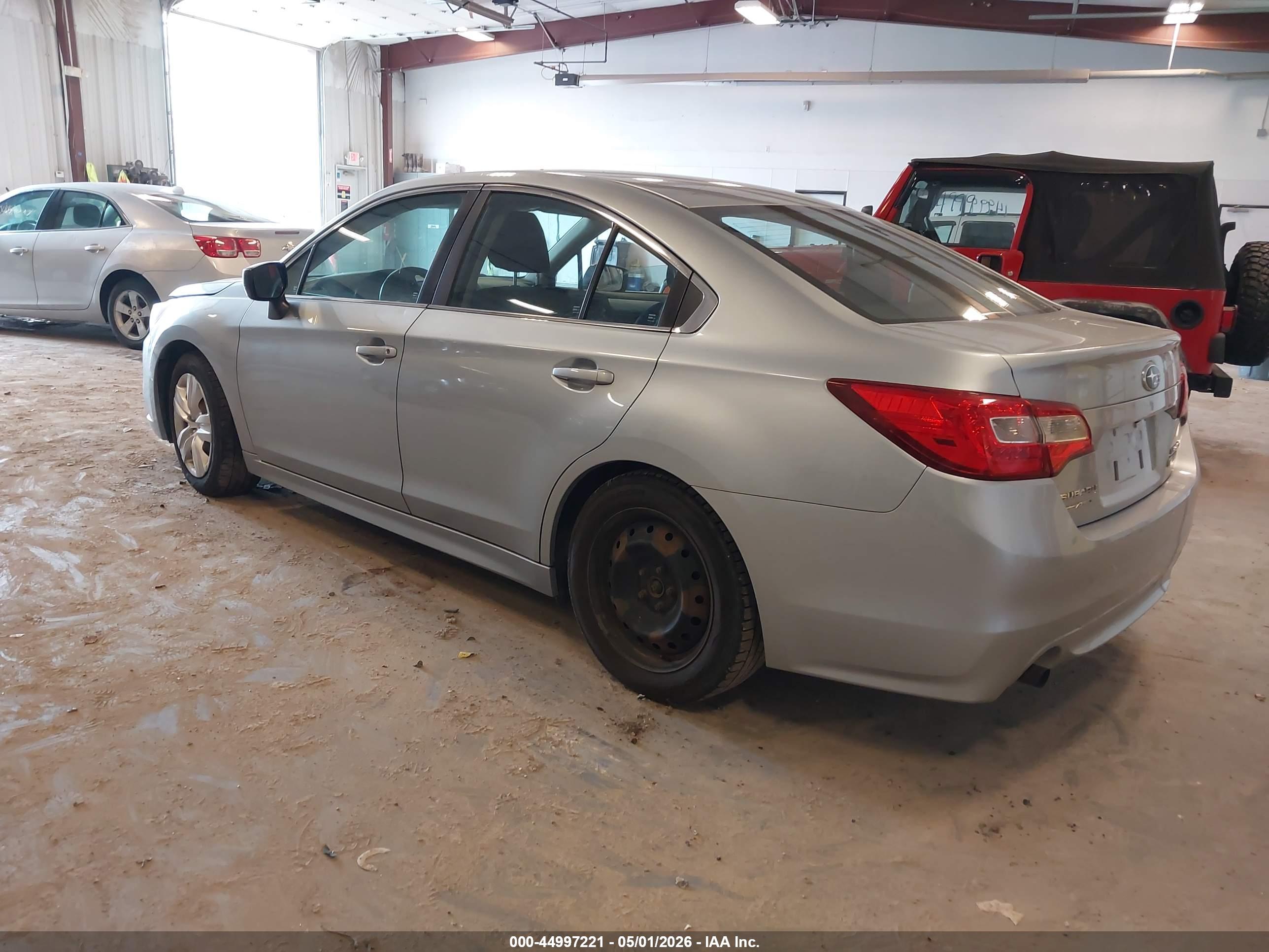 SUBARU LEGACY image 3