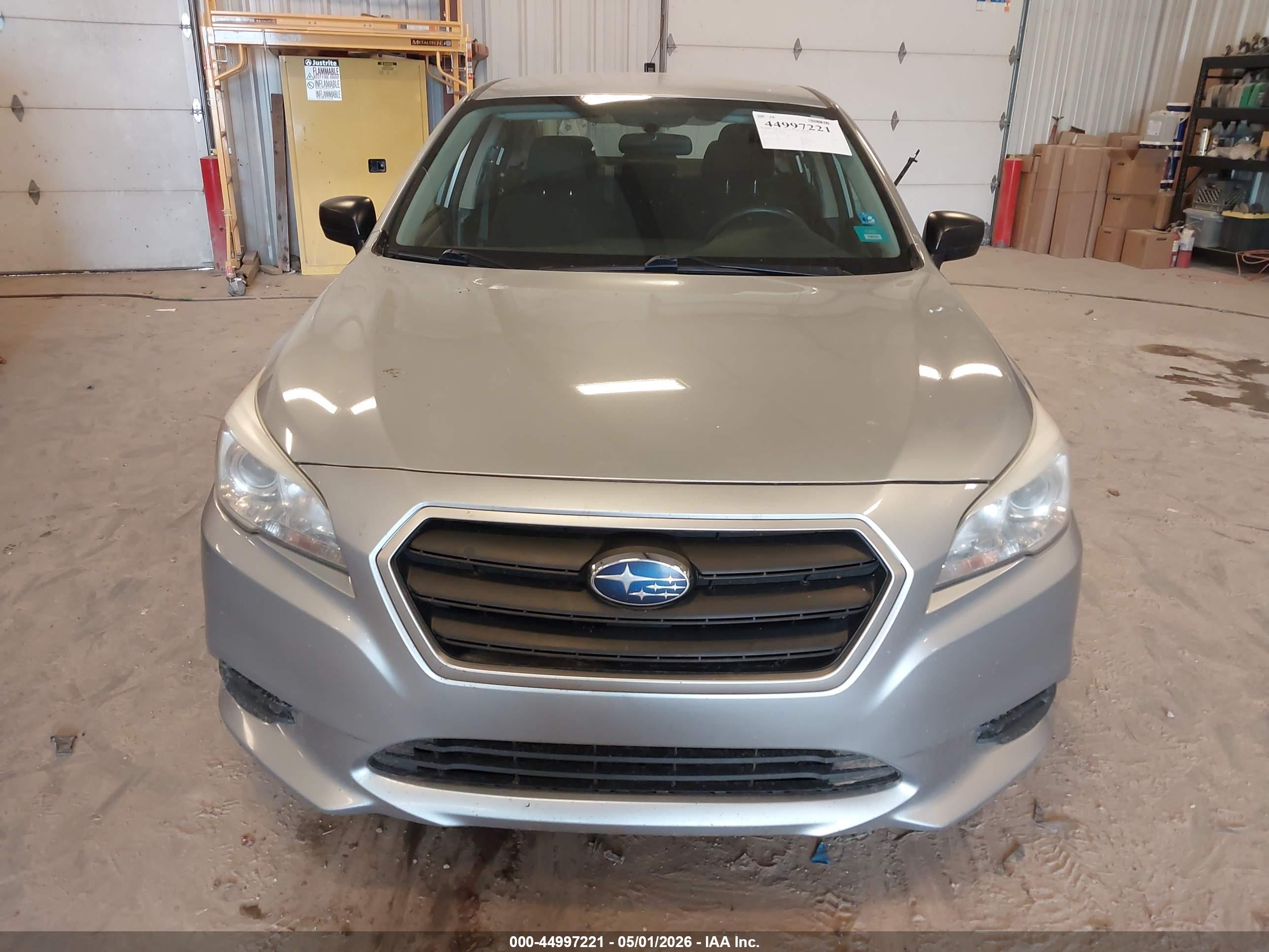 SUBARU LEGACY image 6