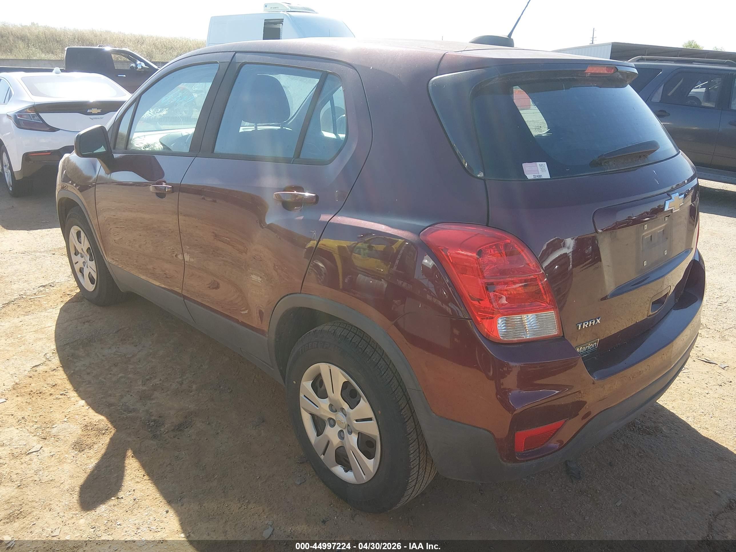 CHEVROLET TRAX image 3