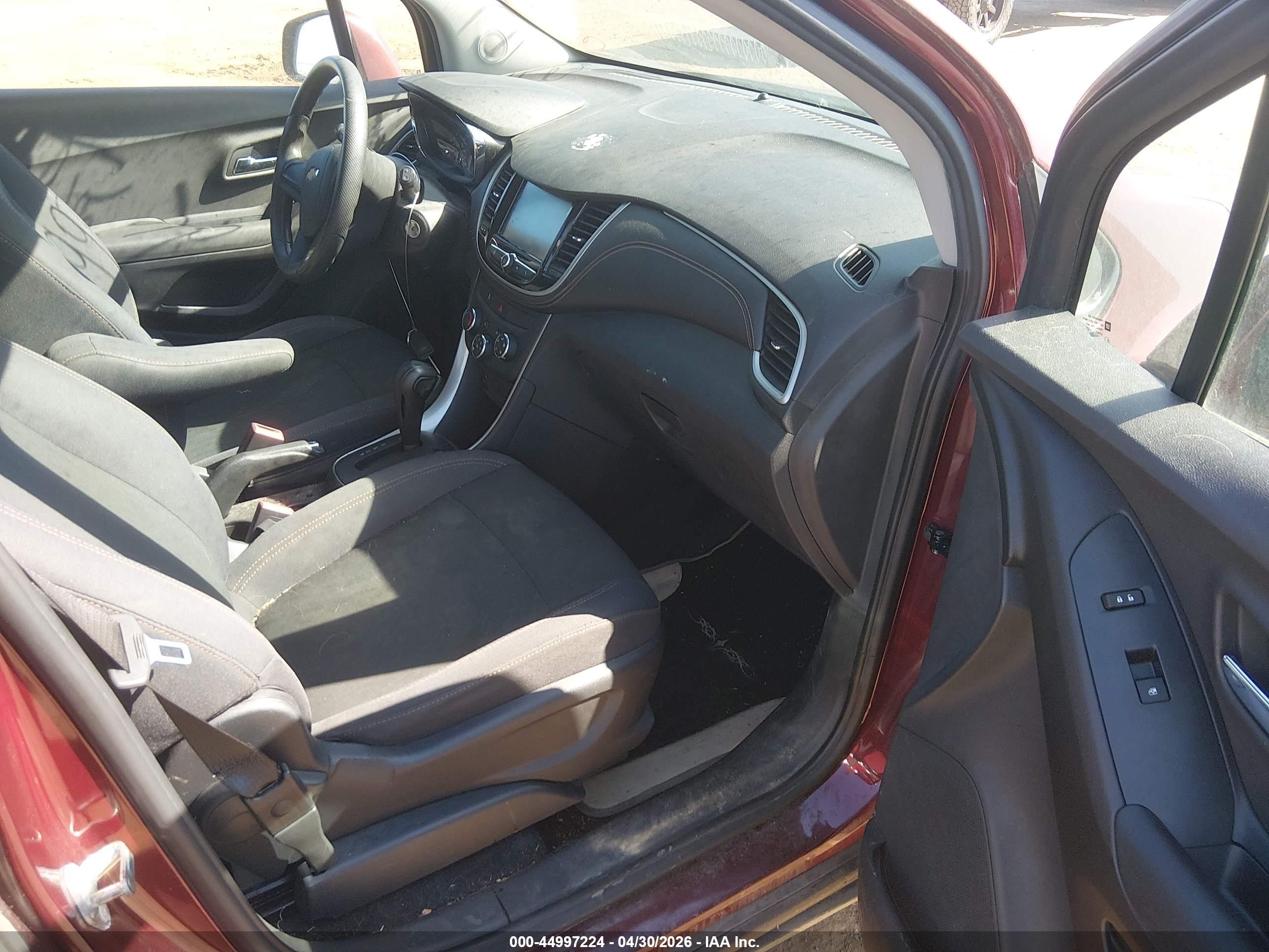 CHEVROLET TRAX image 5