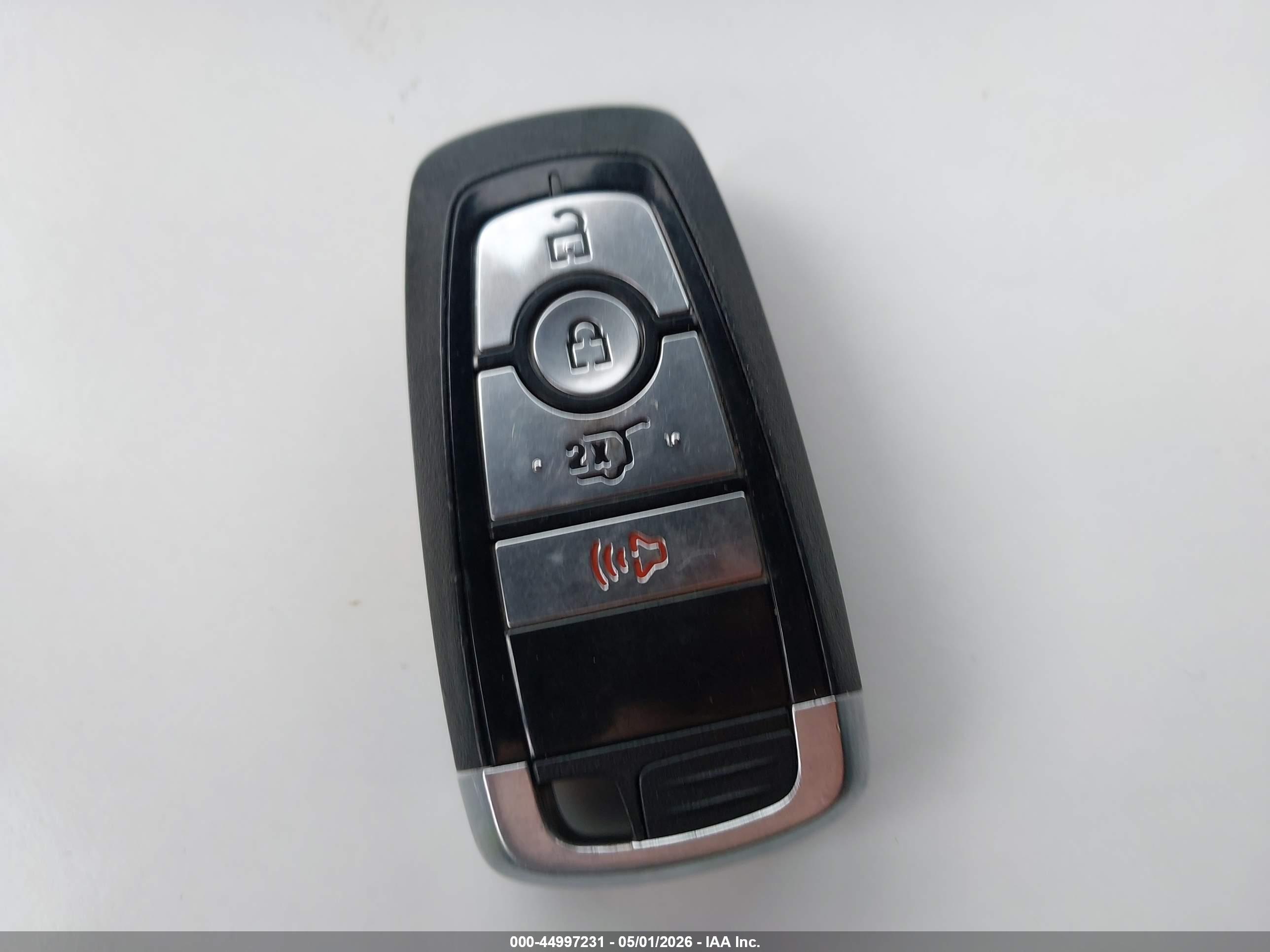 FORD EXPLORER image 11