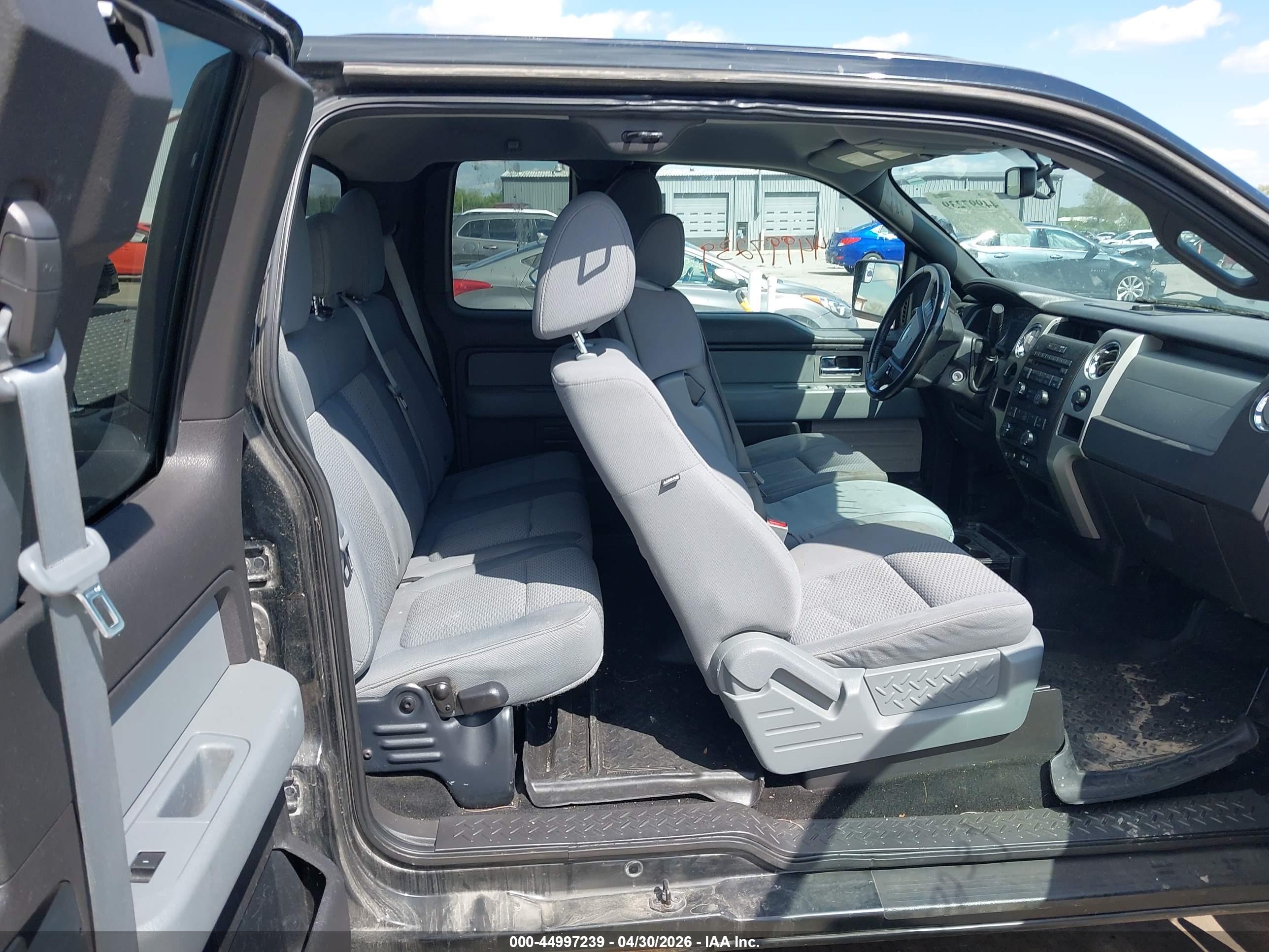 FORD F-150 image 8