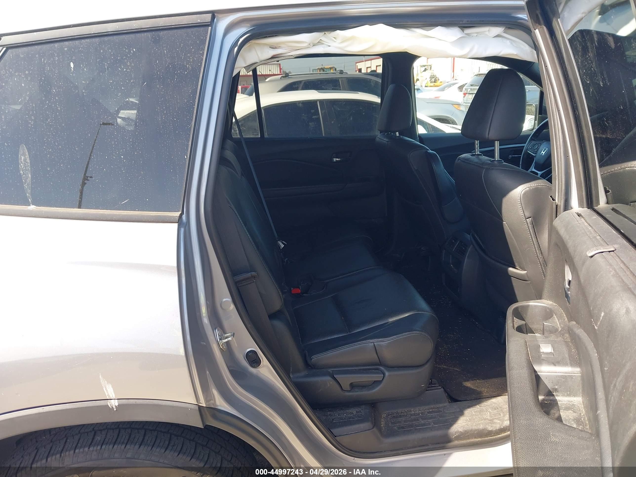 HONDA PASSPORT image 8